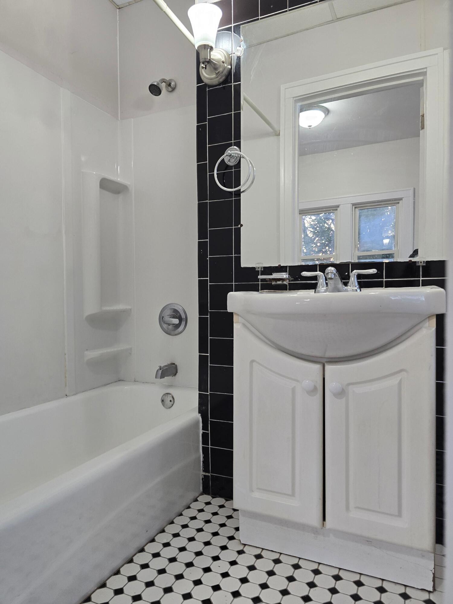 10 Lawndale Street, Hammond, IN #2, 46324; Image #8