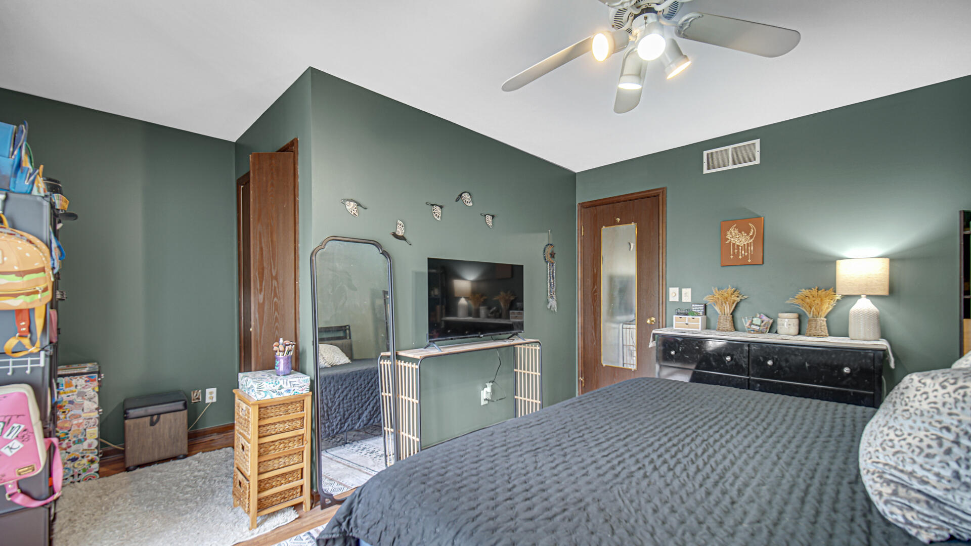 1601 Earthstone Drive, Valparaiso, IN #17, 46383; Image #12