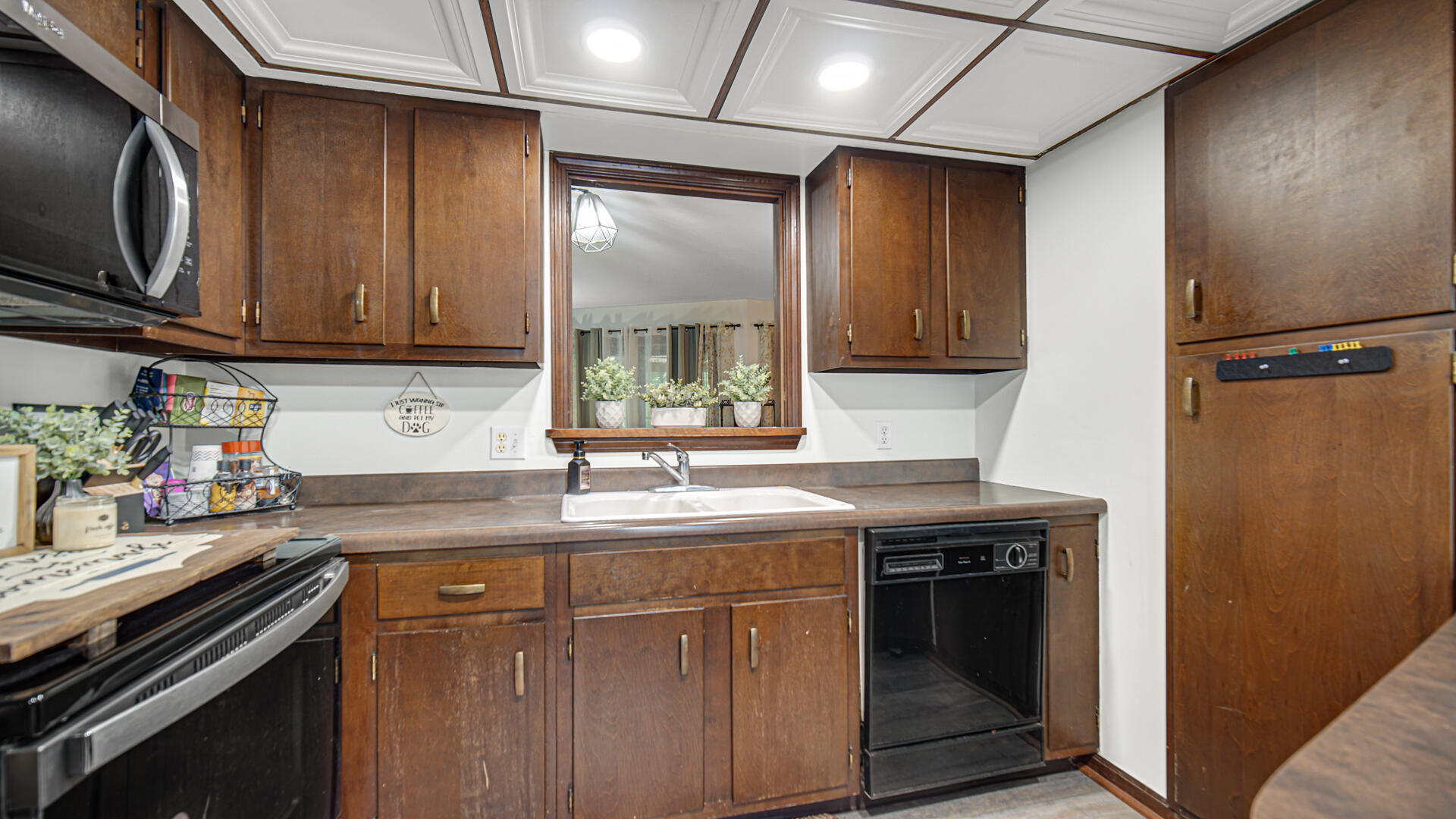 1601 Earthstone Drive, Valparaiso, IN #17, 46383; Image #8