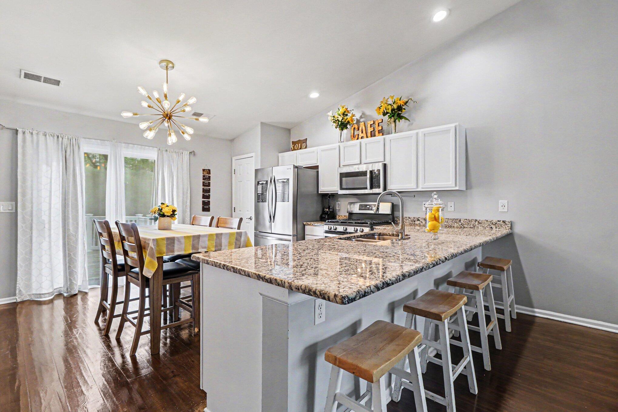 4669 W 73rd Court, Merrillville, IN 46410; Image #4