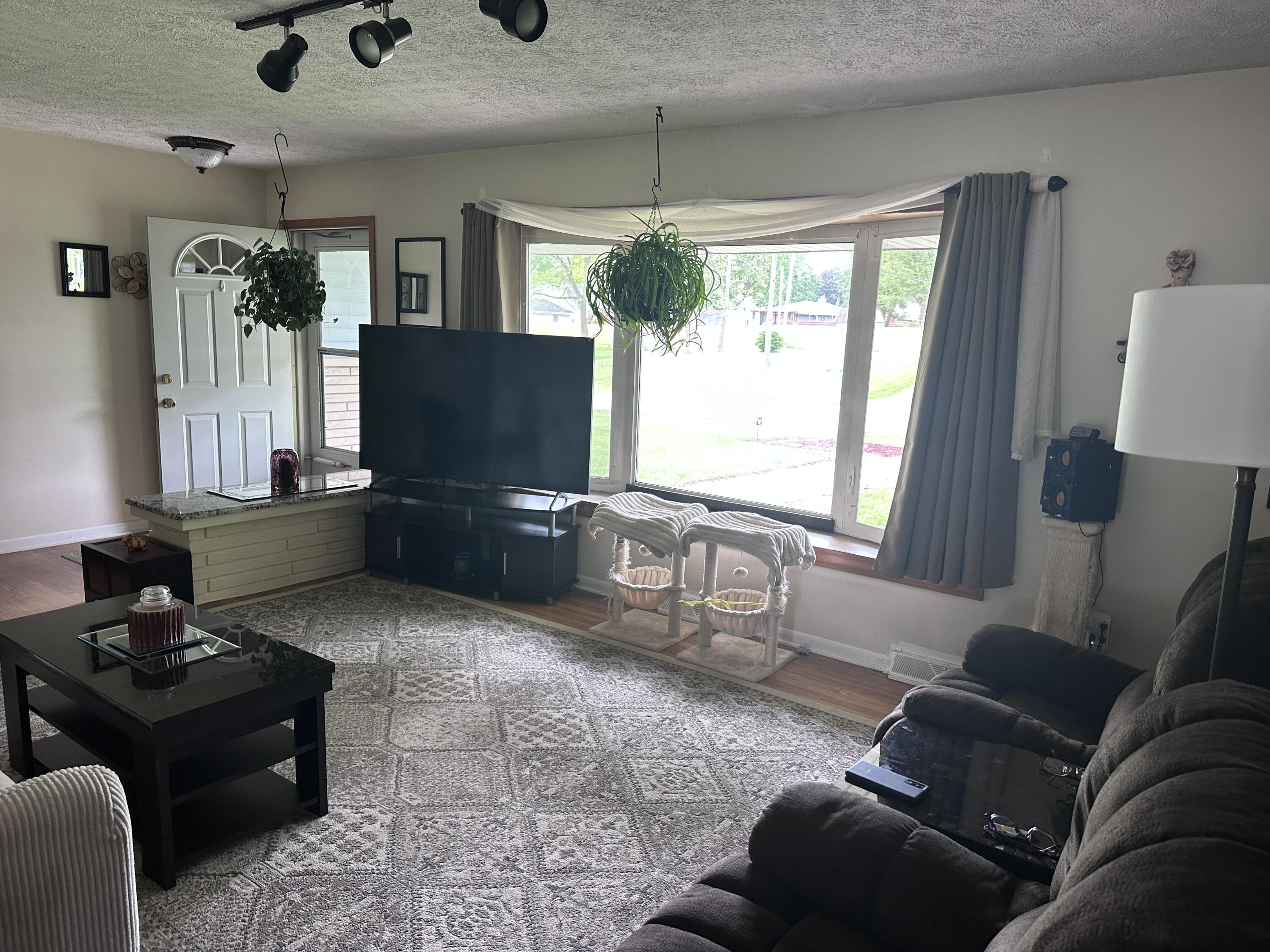 7595 Washington Court, Merrillville, IN 46410; Image #13
