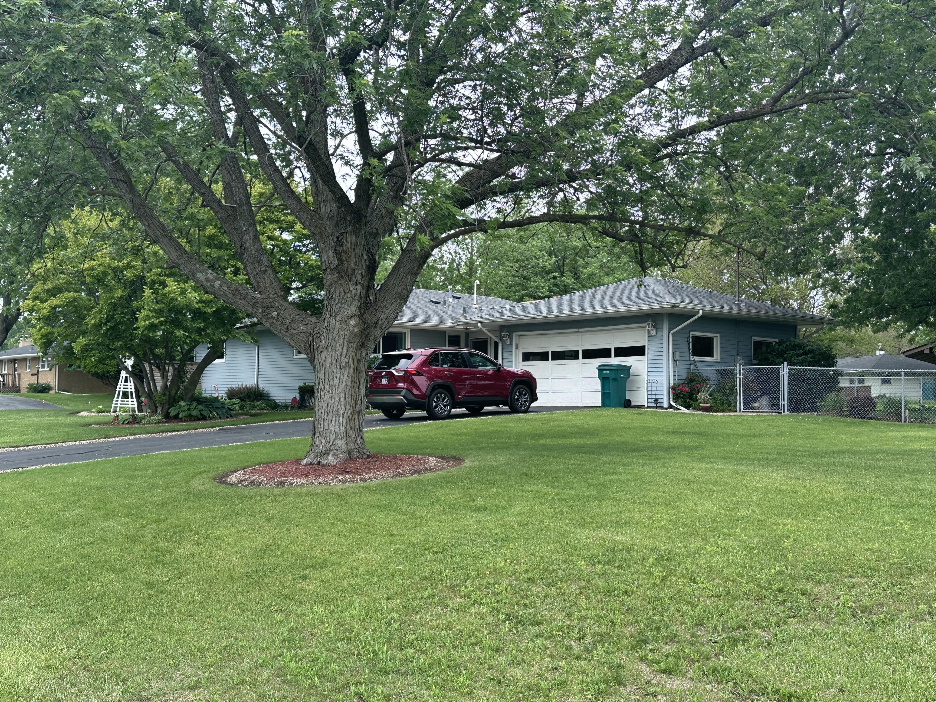 7595 Washington Court, Merrillville, IN 46410; Image #4