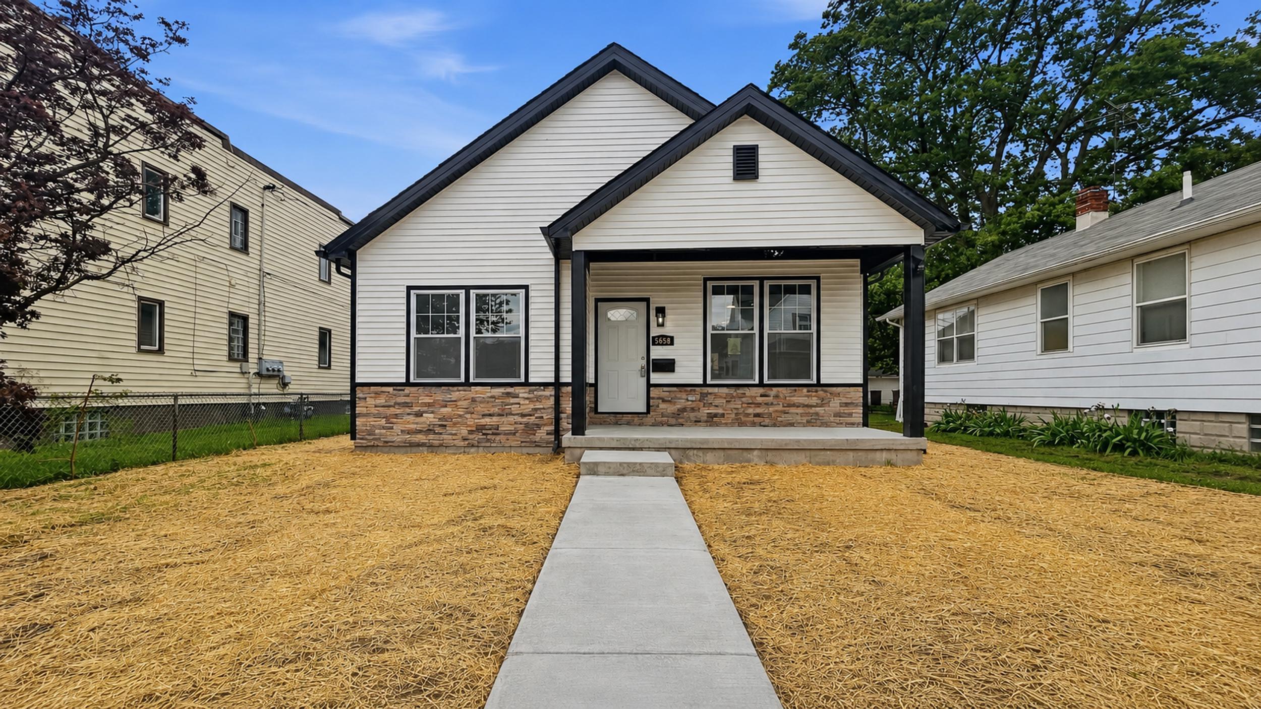 5658 Walter Avenue, Hammond, IN 46320; Image #2