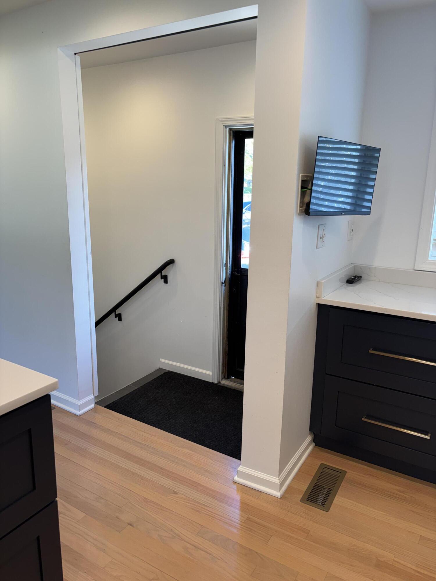 8108 Madison Avenue, Munster, IN 46321; Image #23