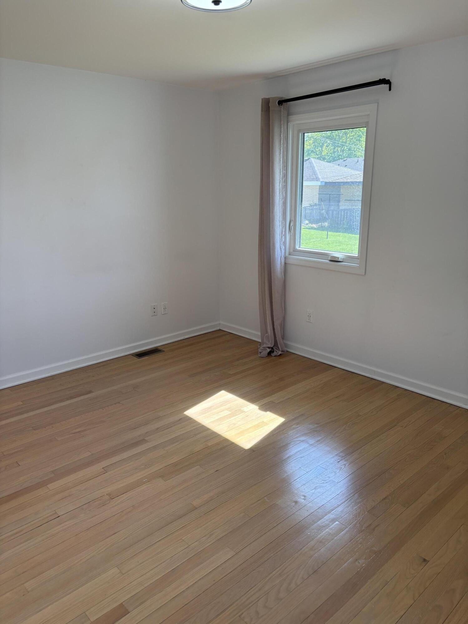 8108 Madison Avenue, Munster, IN 46321; Image #26