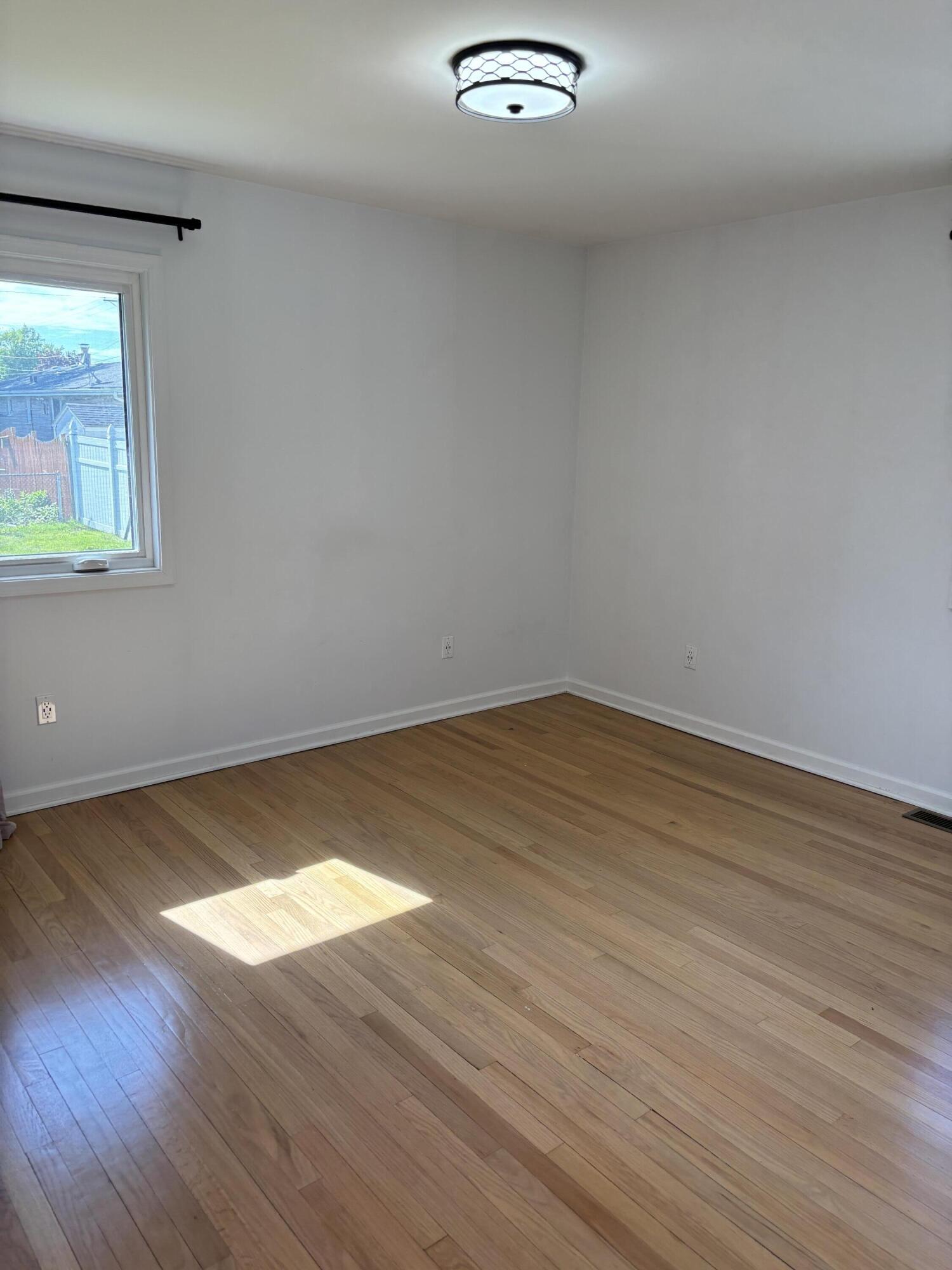 8108 Madison Avenue, Munster, IN 46321; Image #27