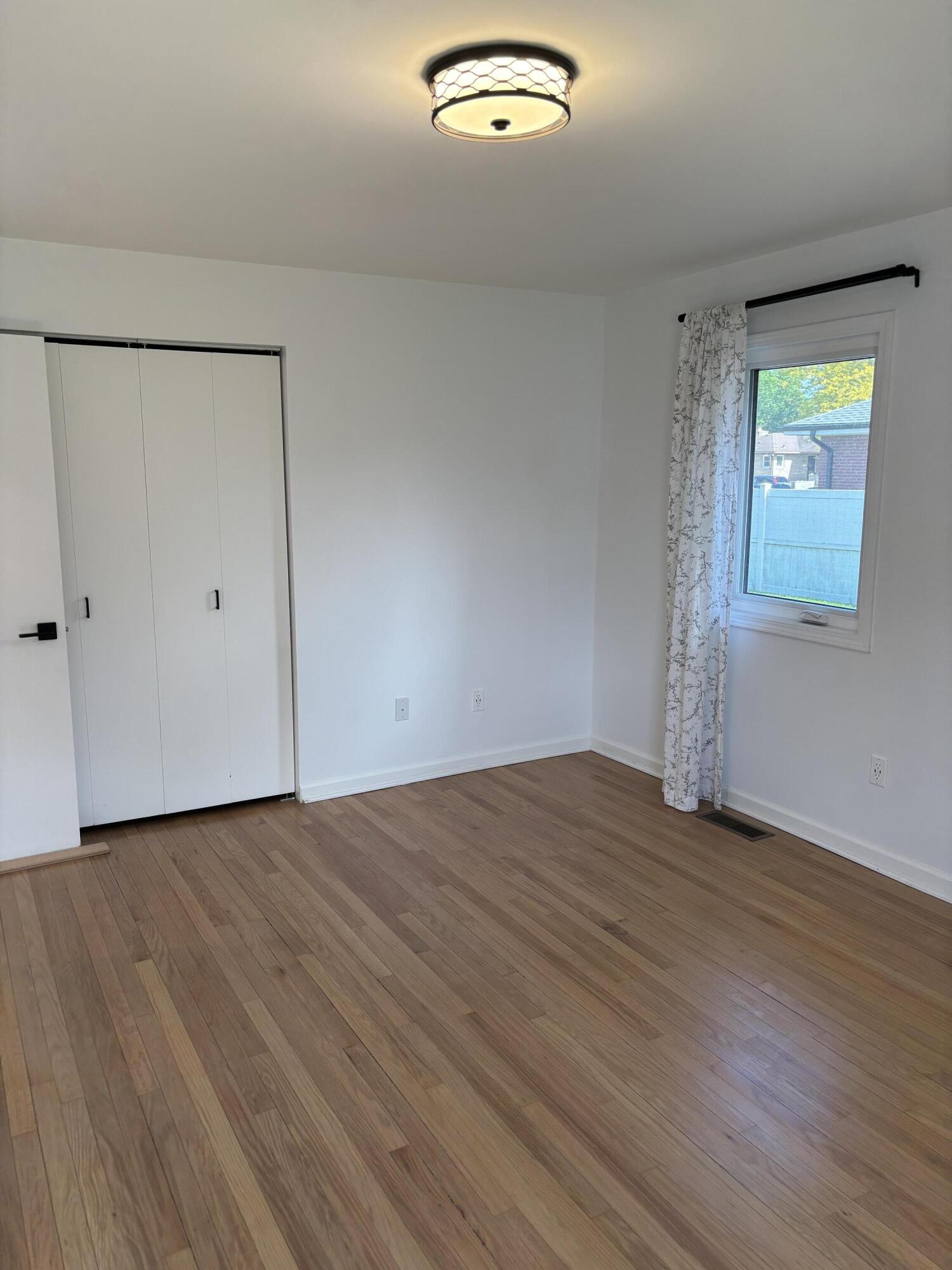 8108 Madison Avenue, Munster, IN 46321; Image #28