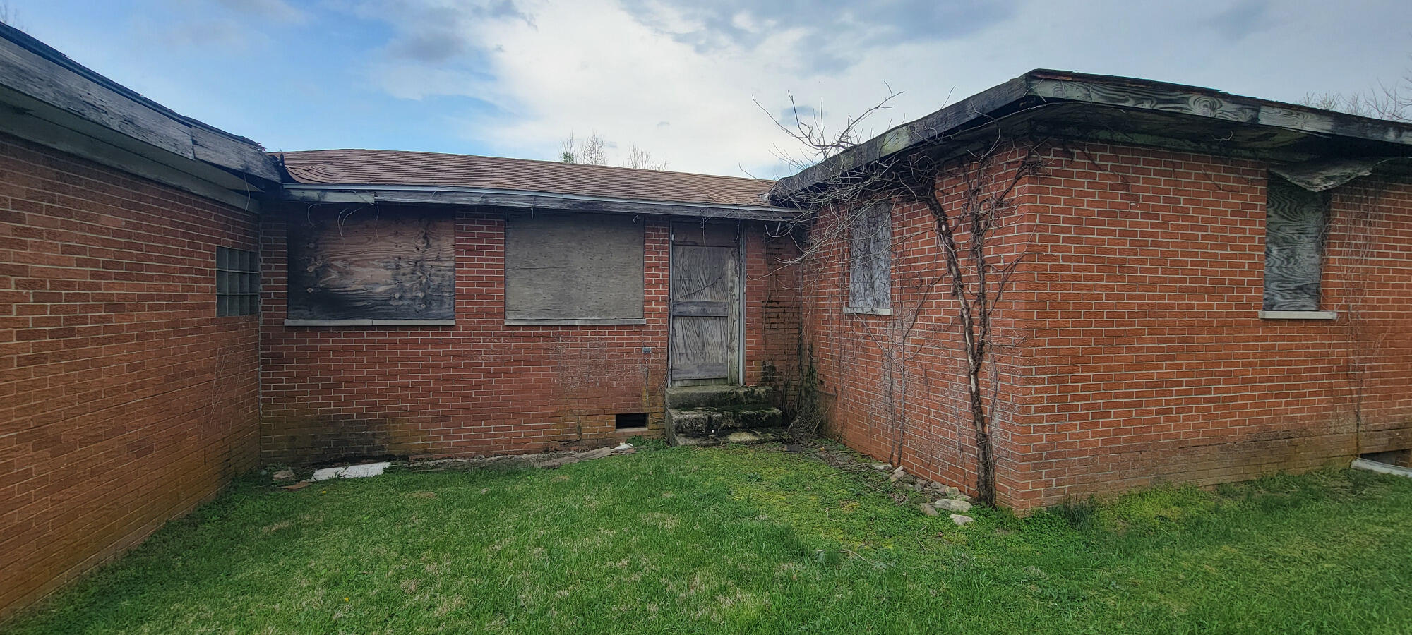 10153 W 600 N, Rochester, IN 46975; Image #17
