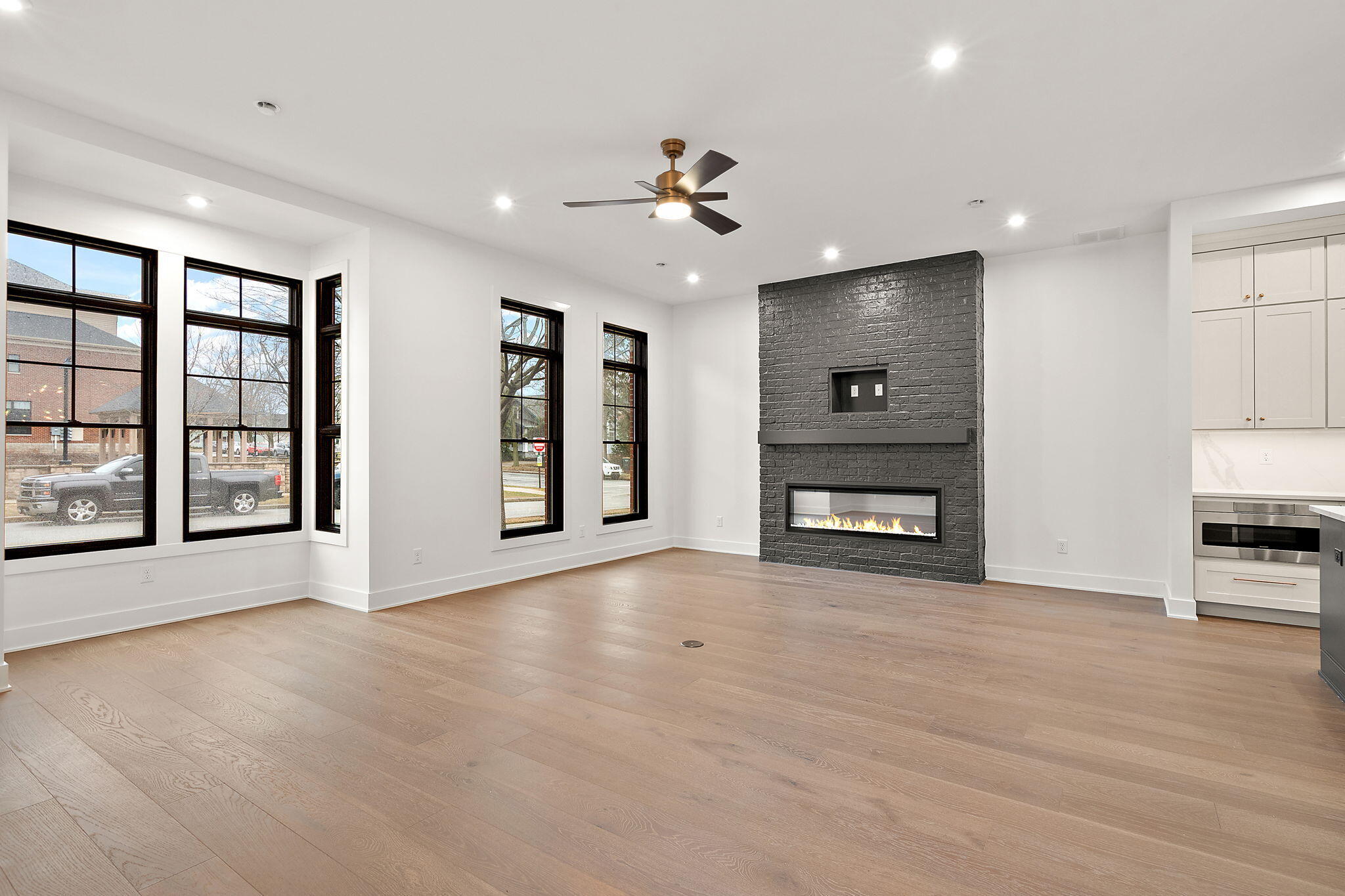 203 N Campbell Street, Valparaiso, IN ##2, 46385; Image #4