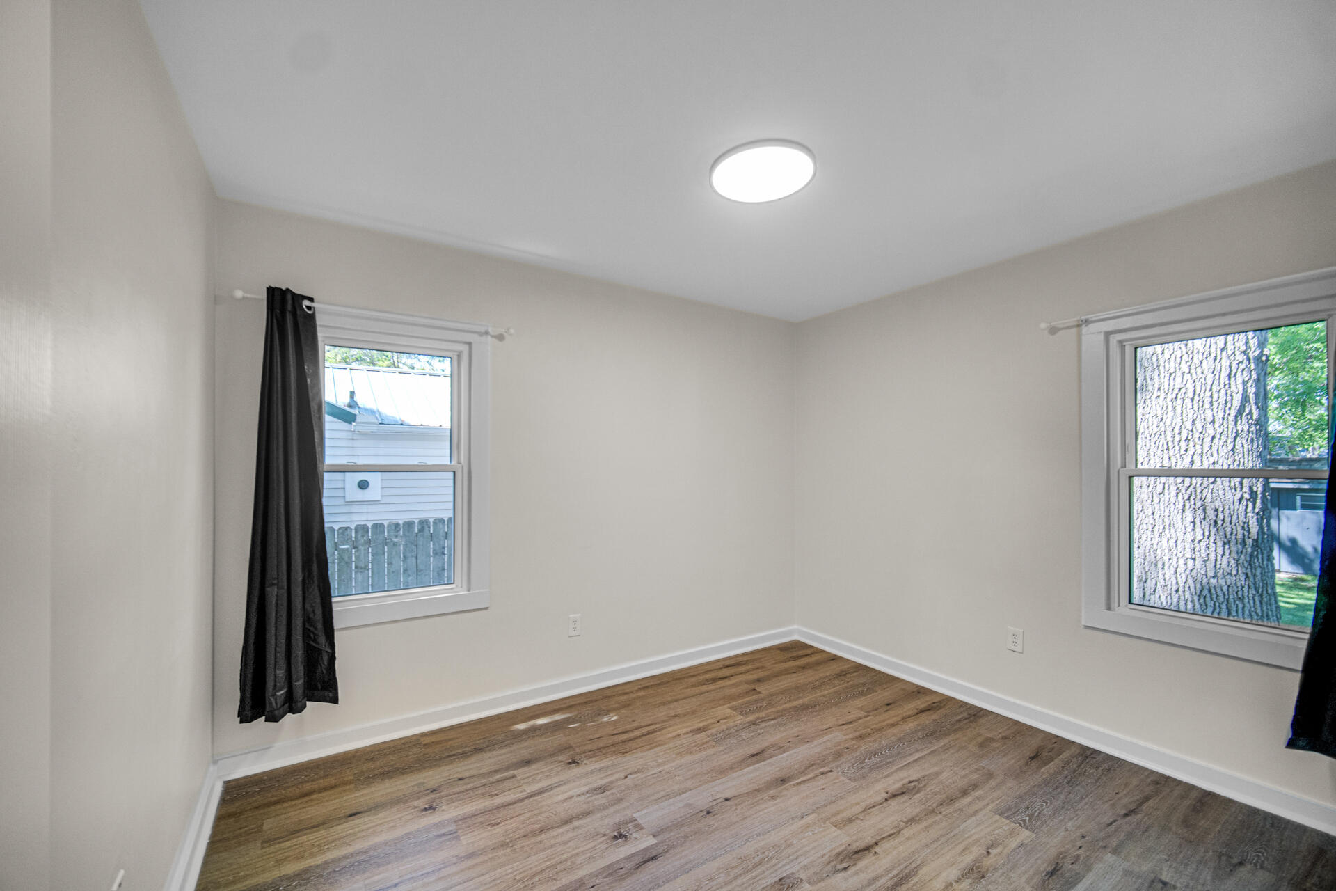 2756 Howard Street, Lake Station, IN 46405; Image #13