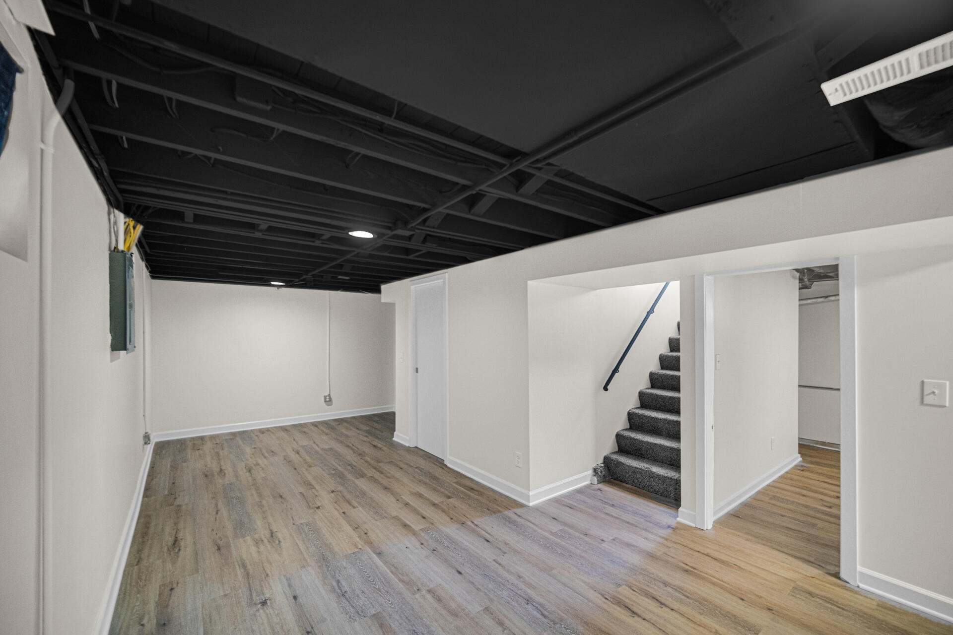 2756 Howard Street, Lake Station, IN 46405; Image #18