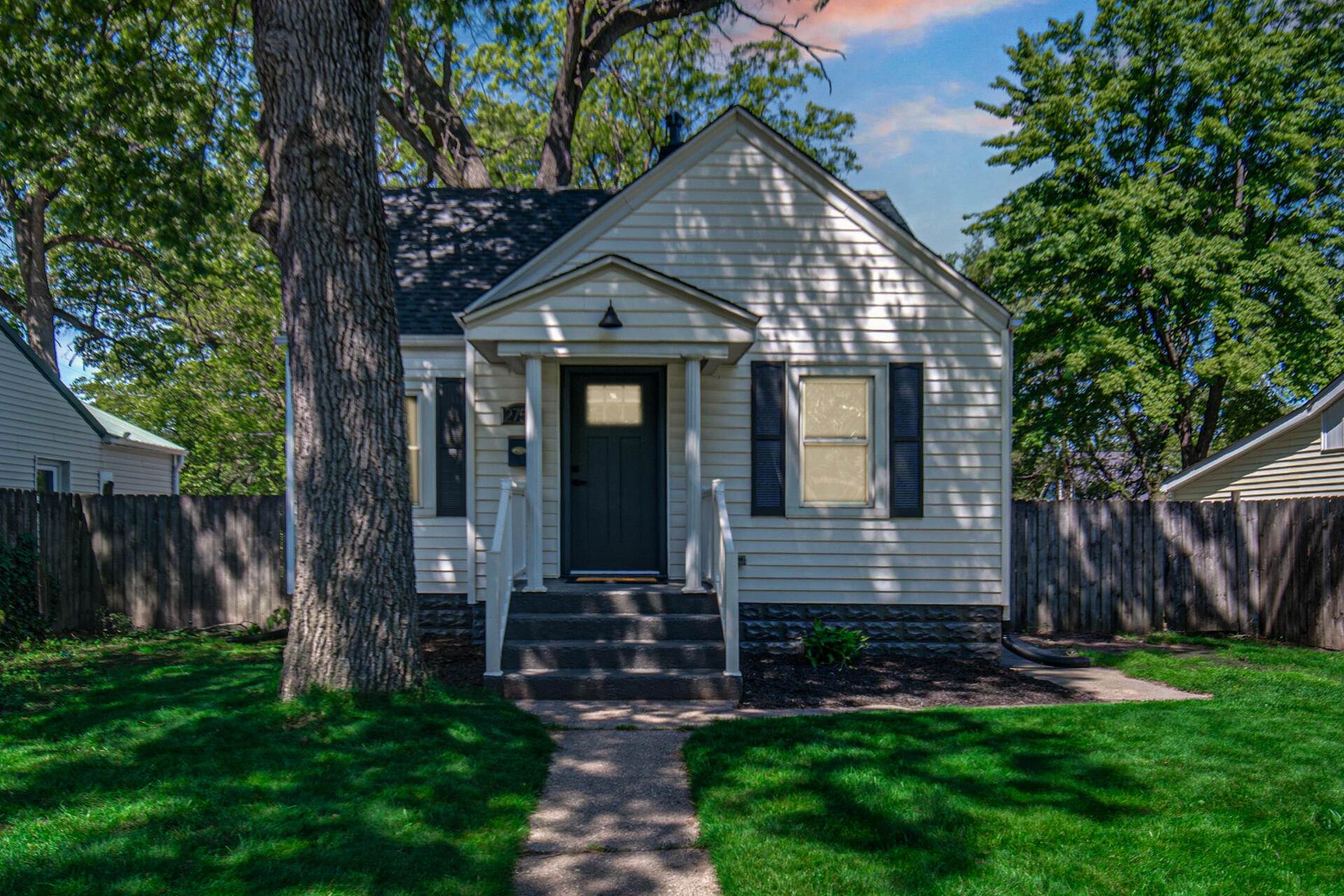 2756 Howard Street, Lake Station, IN 46405; Image #23