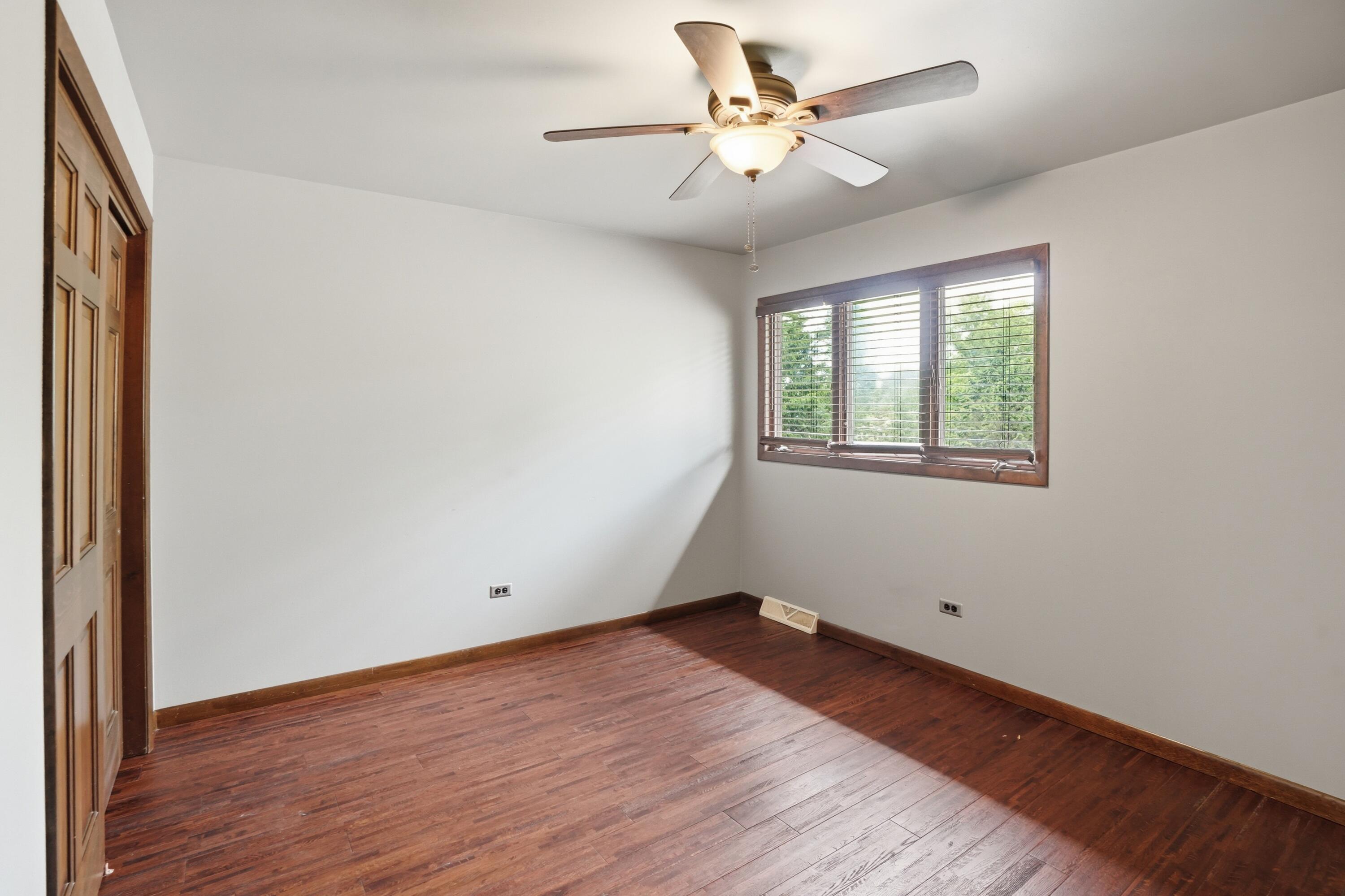 12 E 700 N, Valparaiso, IN 46383; Image #30