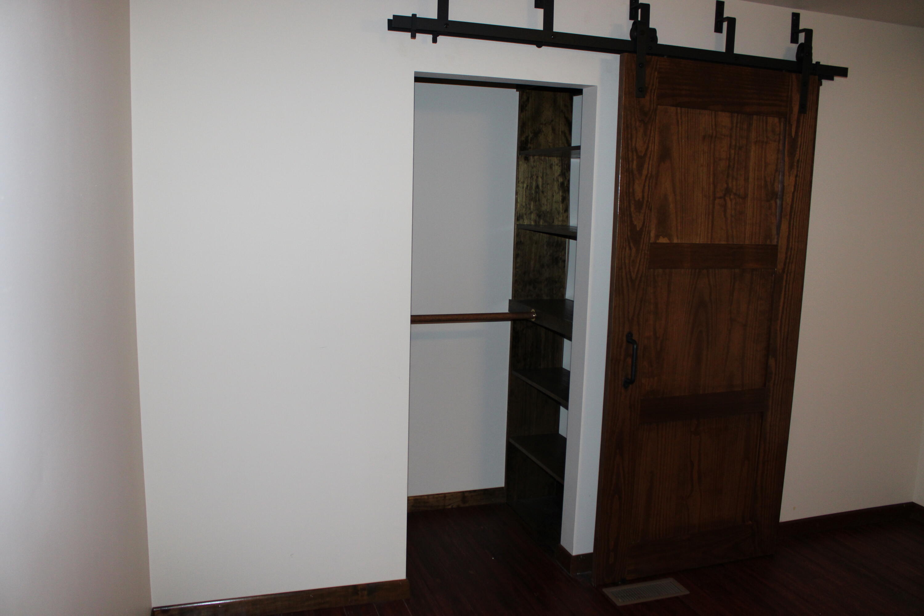 12 E 700 N, Valparaiso, IN 46383; Image #36