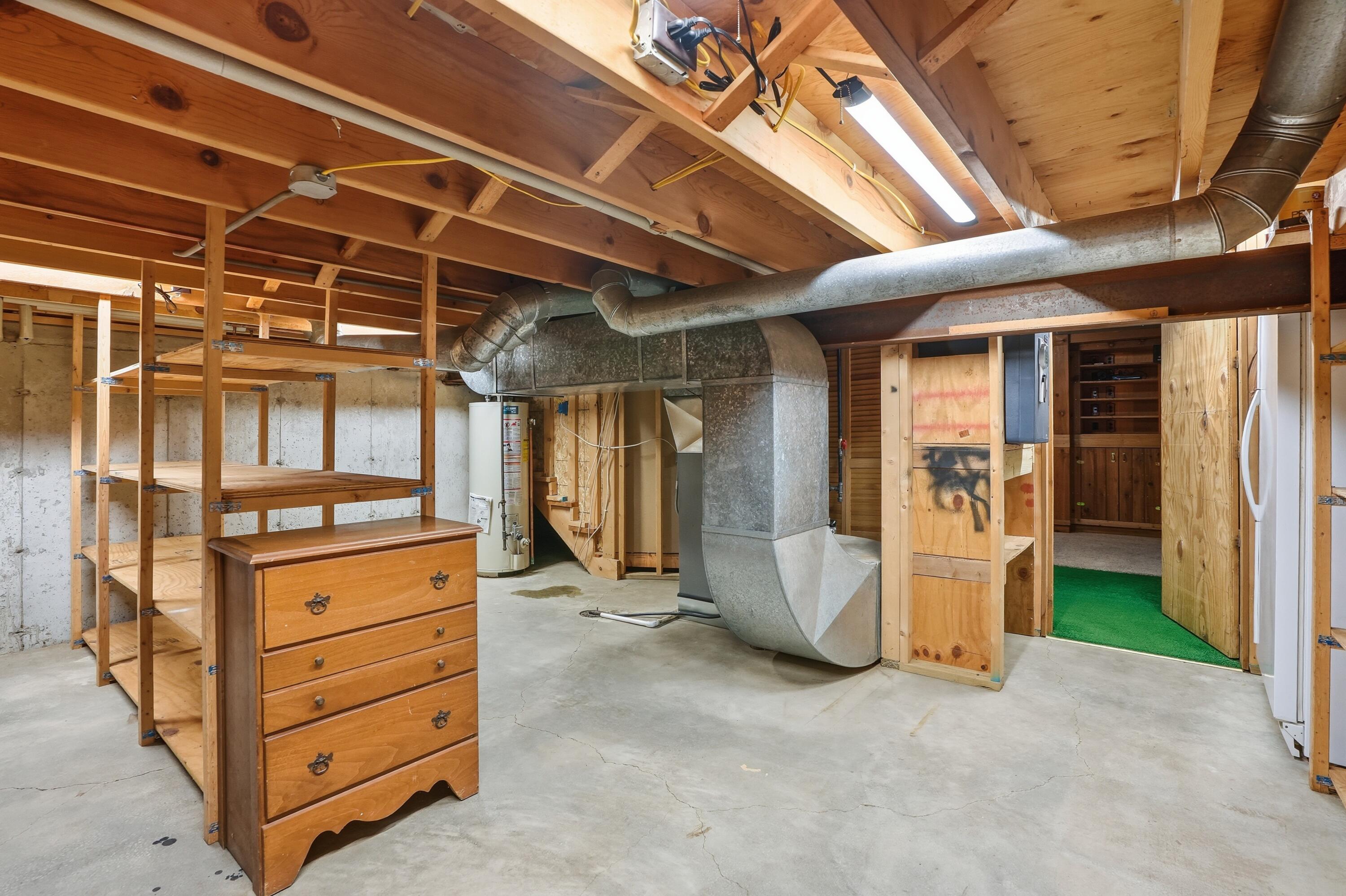 12 E 700 N, Valparaiso, IN 46383; Image #50