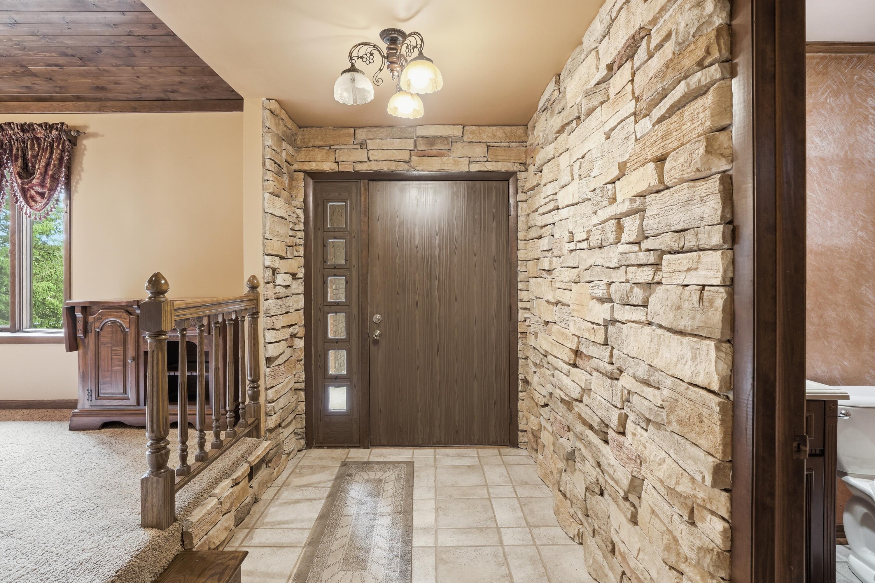 12 E 700 N, Valparaiso, IN 46383; Image #6