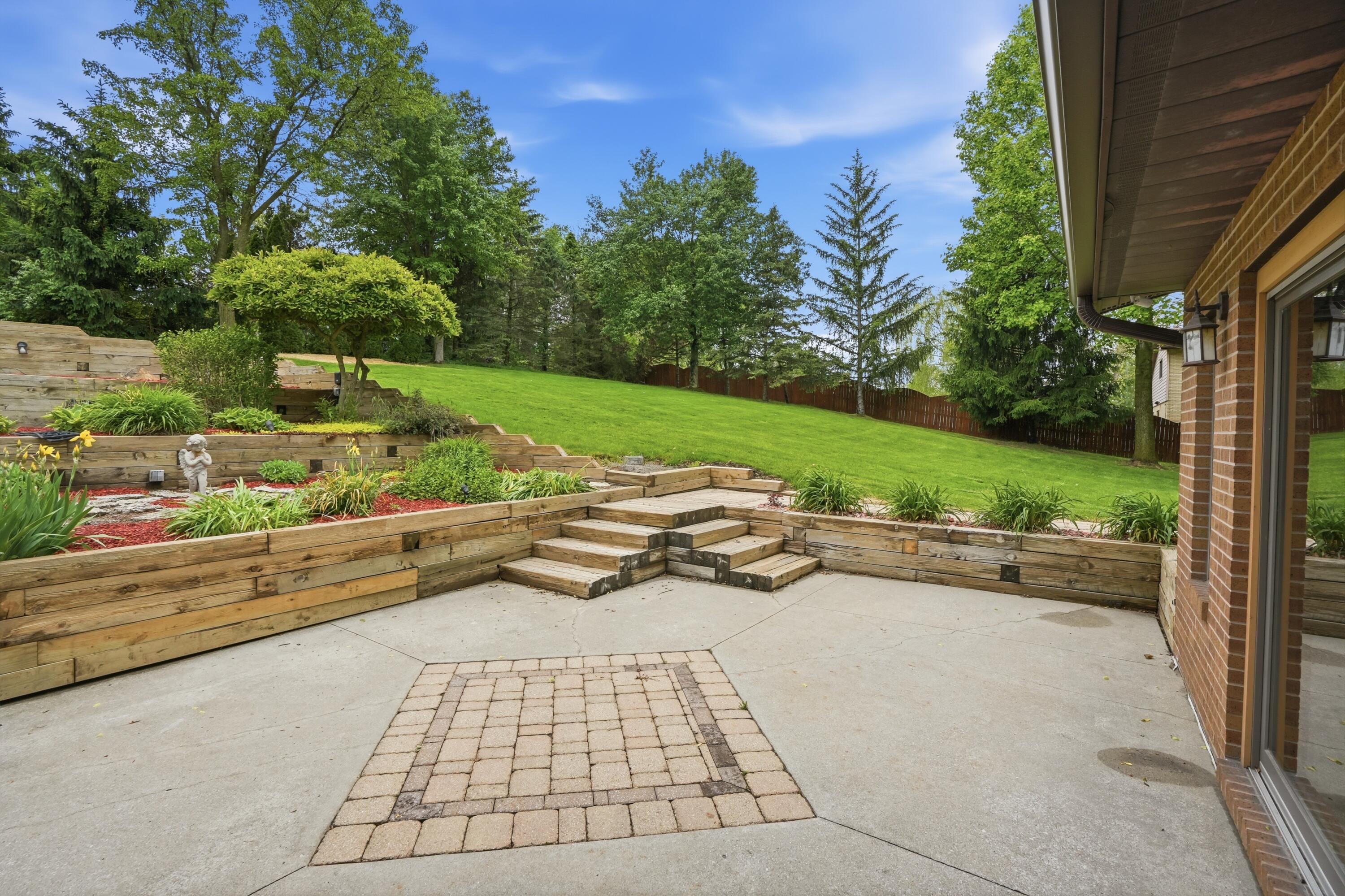 12 E 700 N, Valparaiso, IN 46383; Image #62