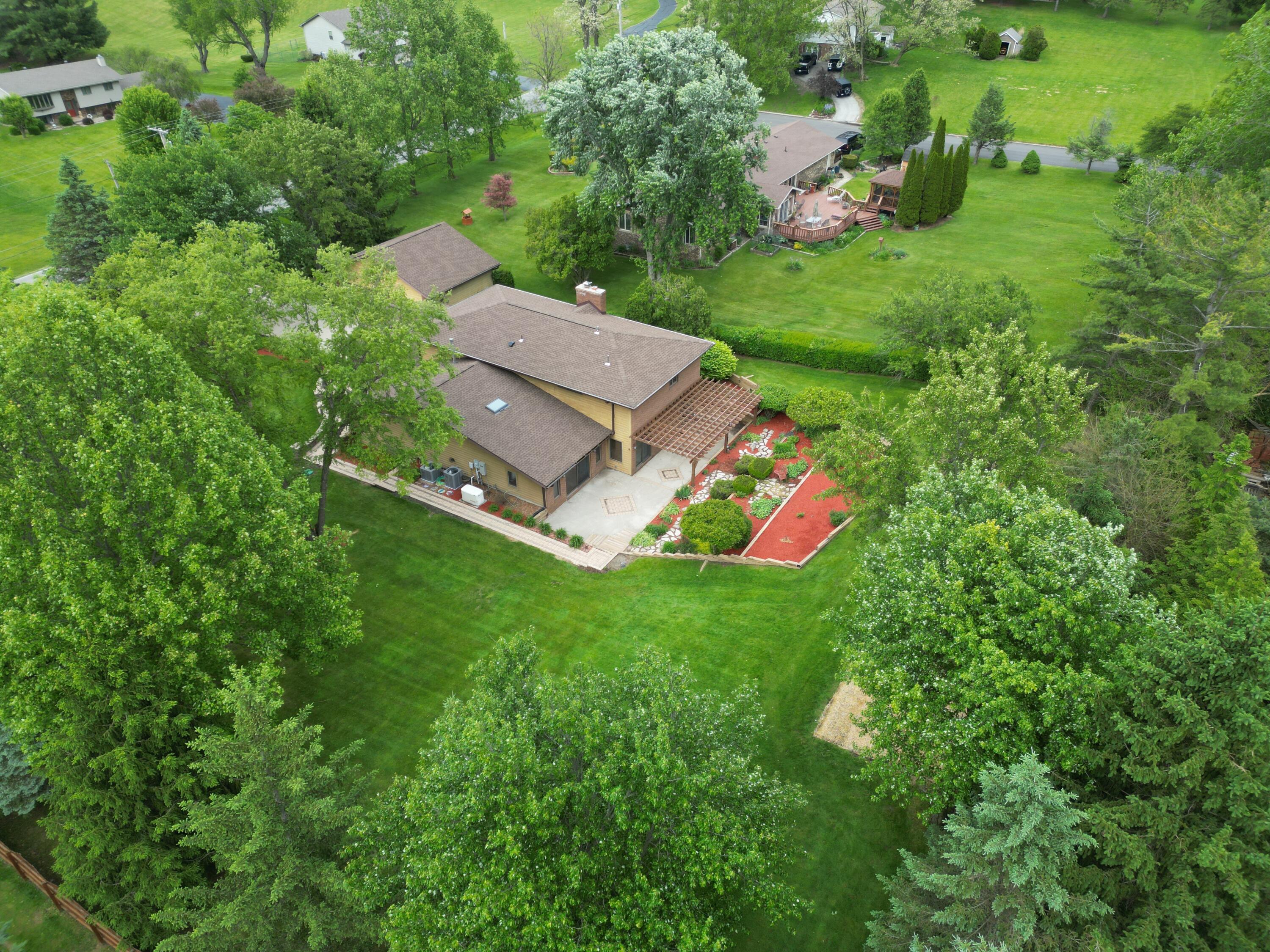 12 E 700 N, Valparaiso, IN 46383; Image #75