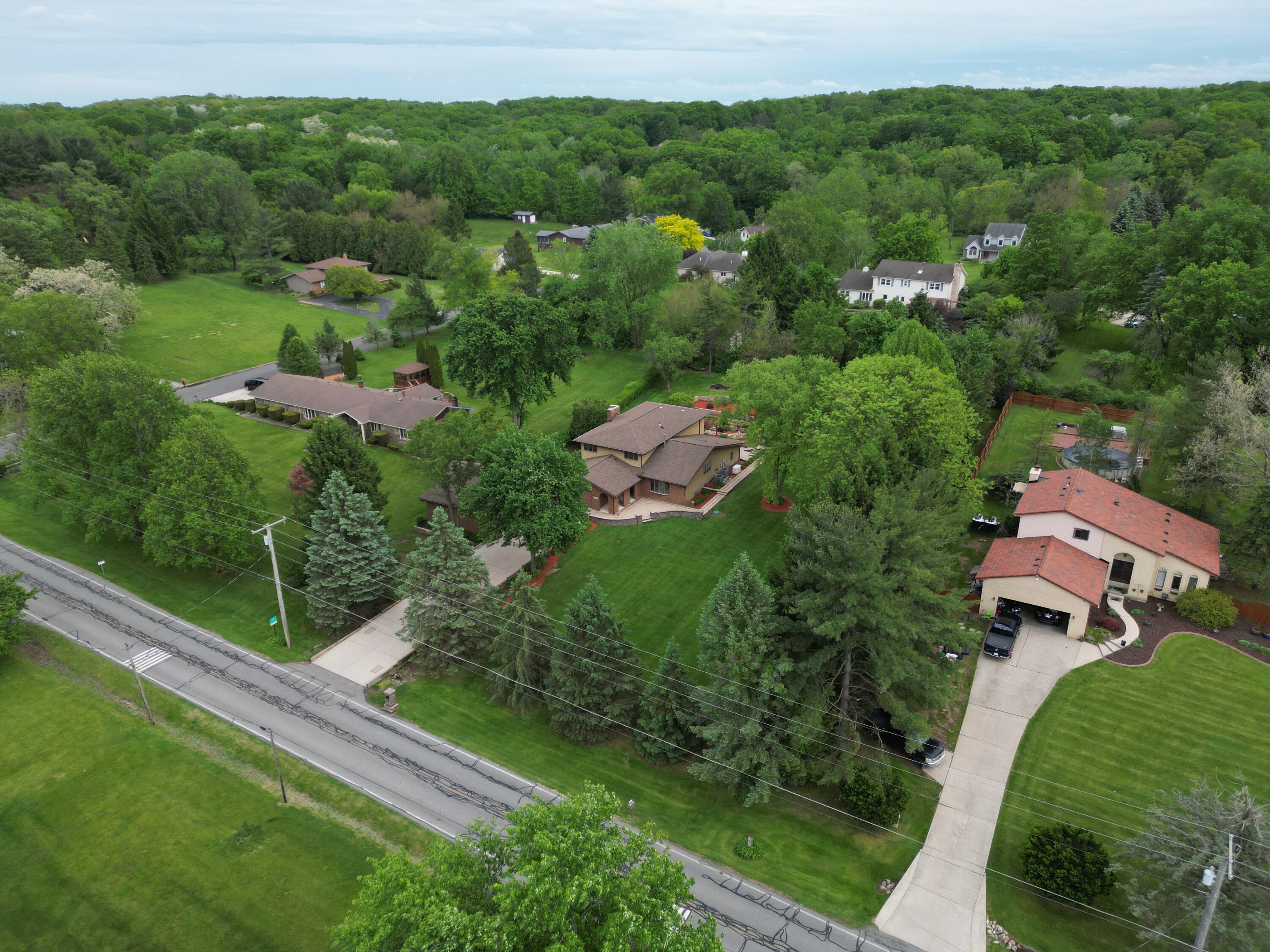 12 E 700 N, Valparaiso, IN 46383; Image #78