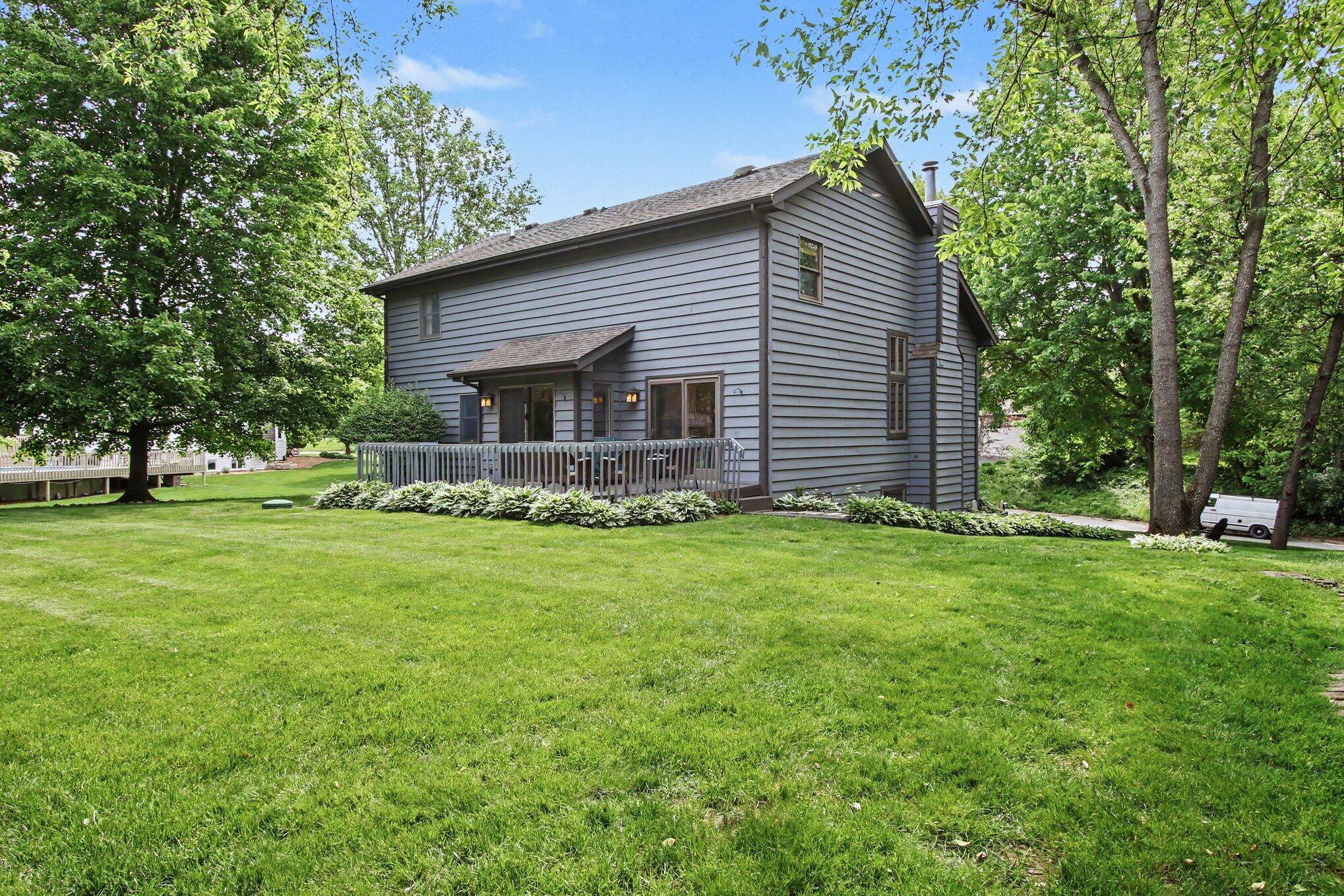 2752 Sunswept Court, Valparaiso, IN 46383; Image #2