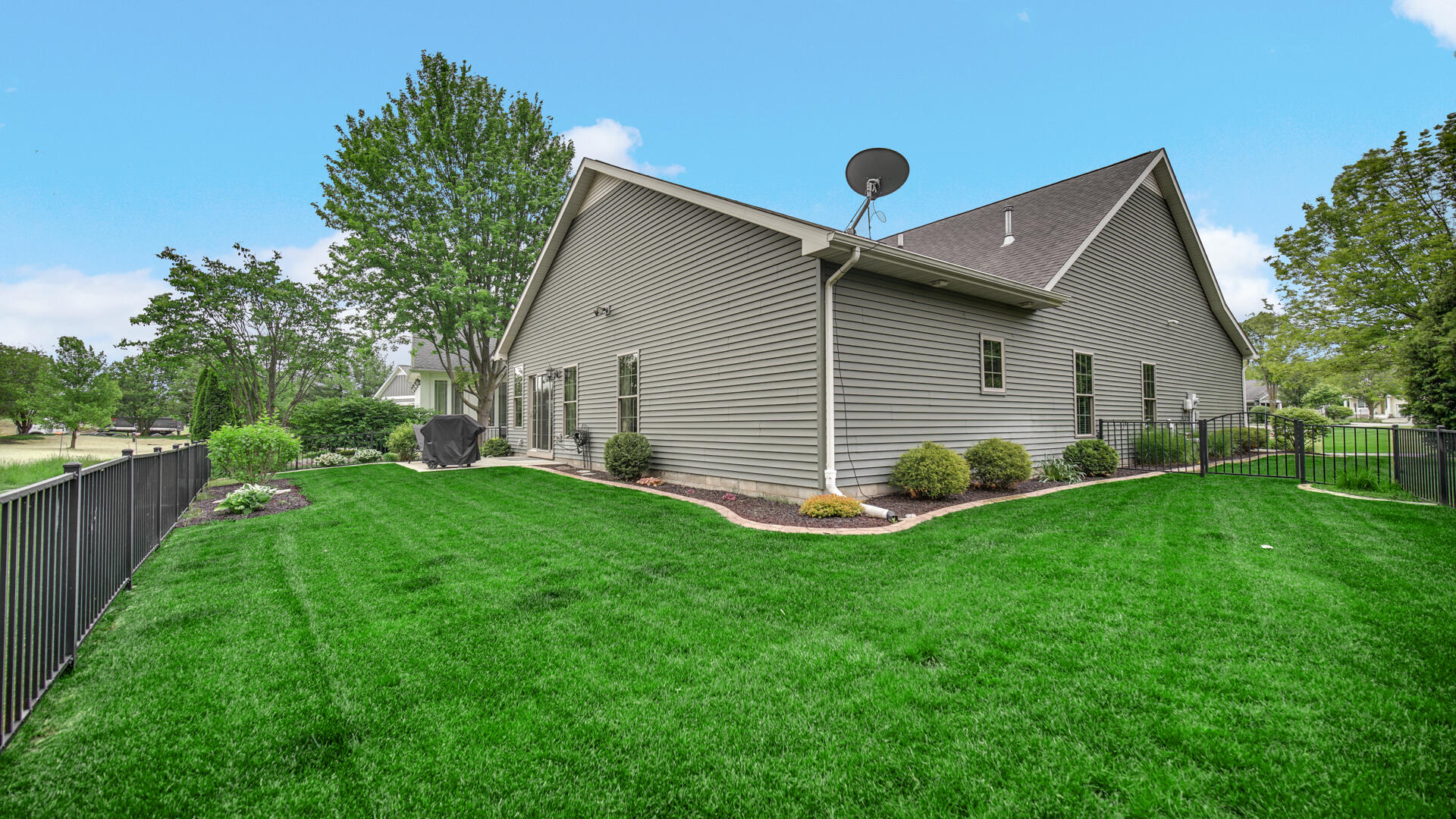 60 N Prairie Parkway, Valparaiso, IN 46385; Image #25