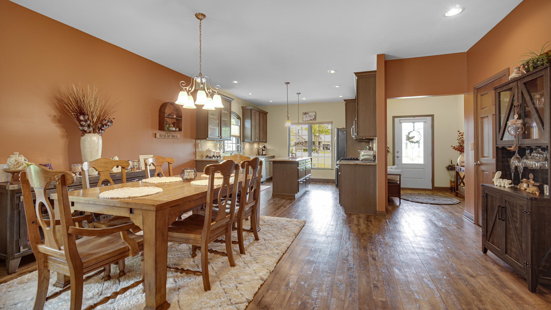60 N Prairie Parkway, Valparaiso, IN 46385; Image #4