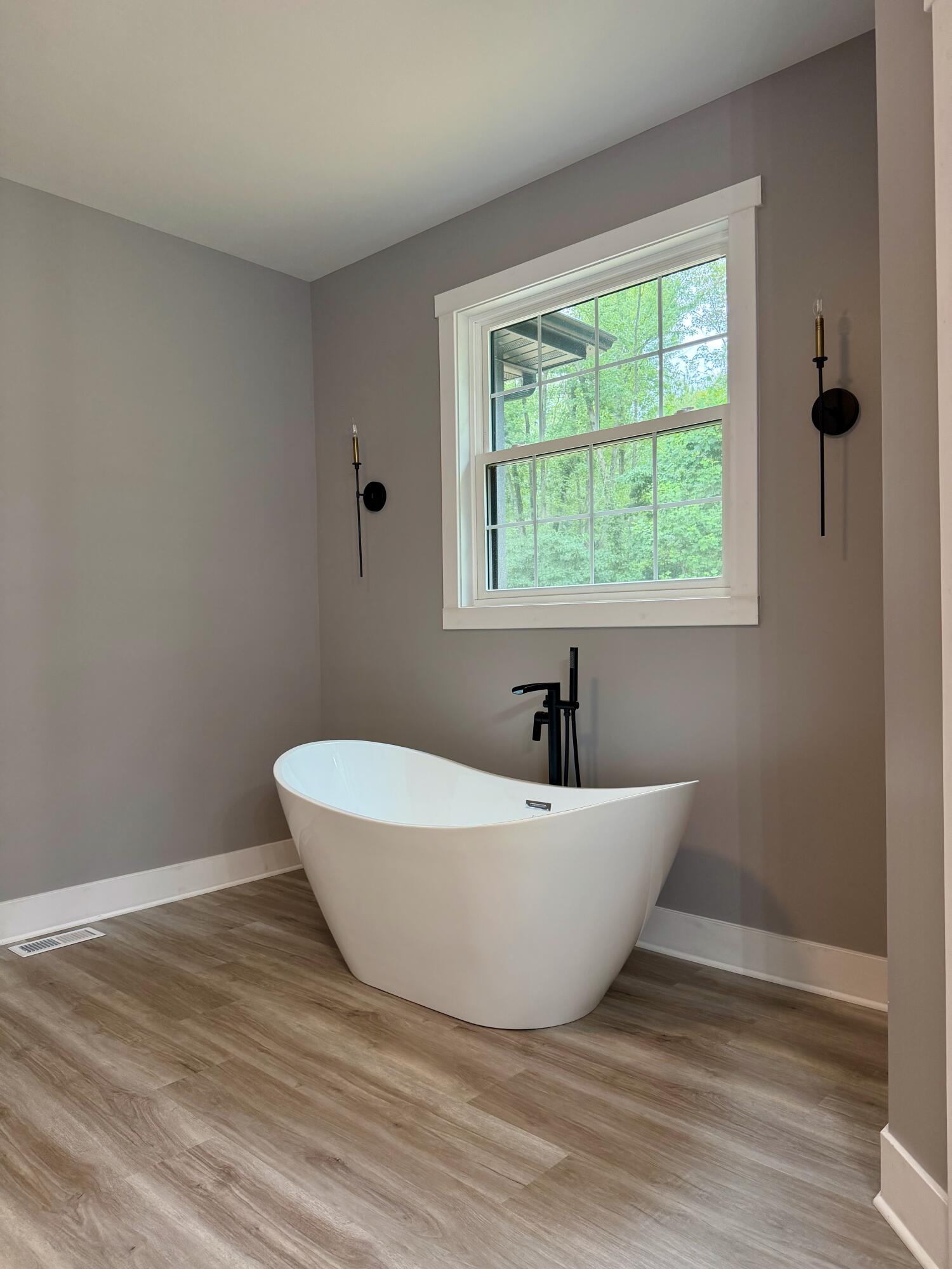 1247 S Roosevelt Road, Knox, IN 46534; Image #13