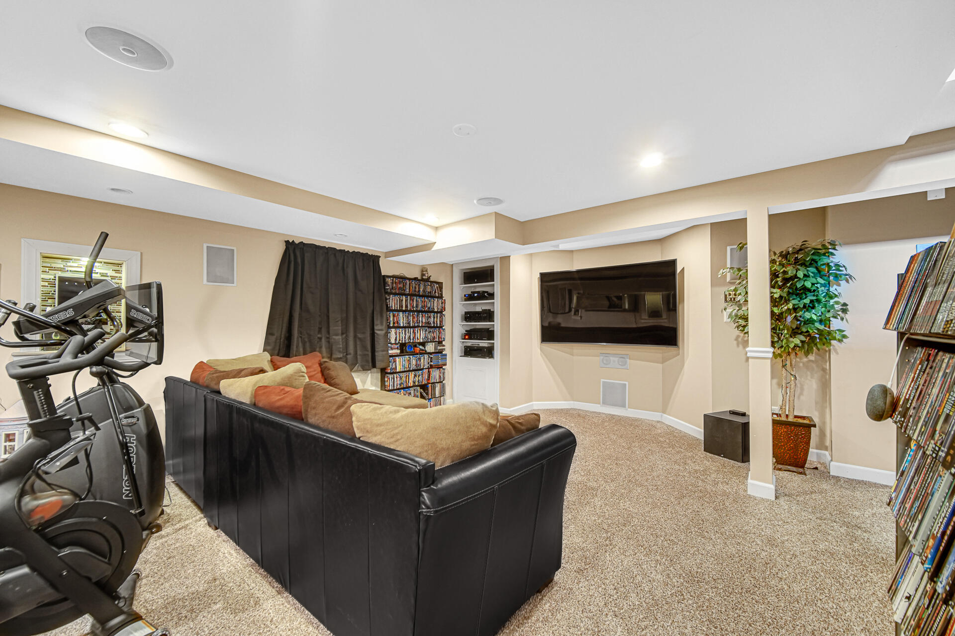 10351 Adler Cove, St. John, IN 46373; Image #24