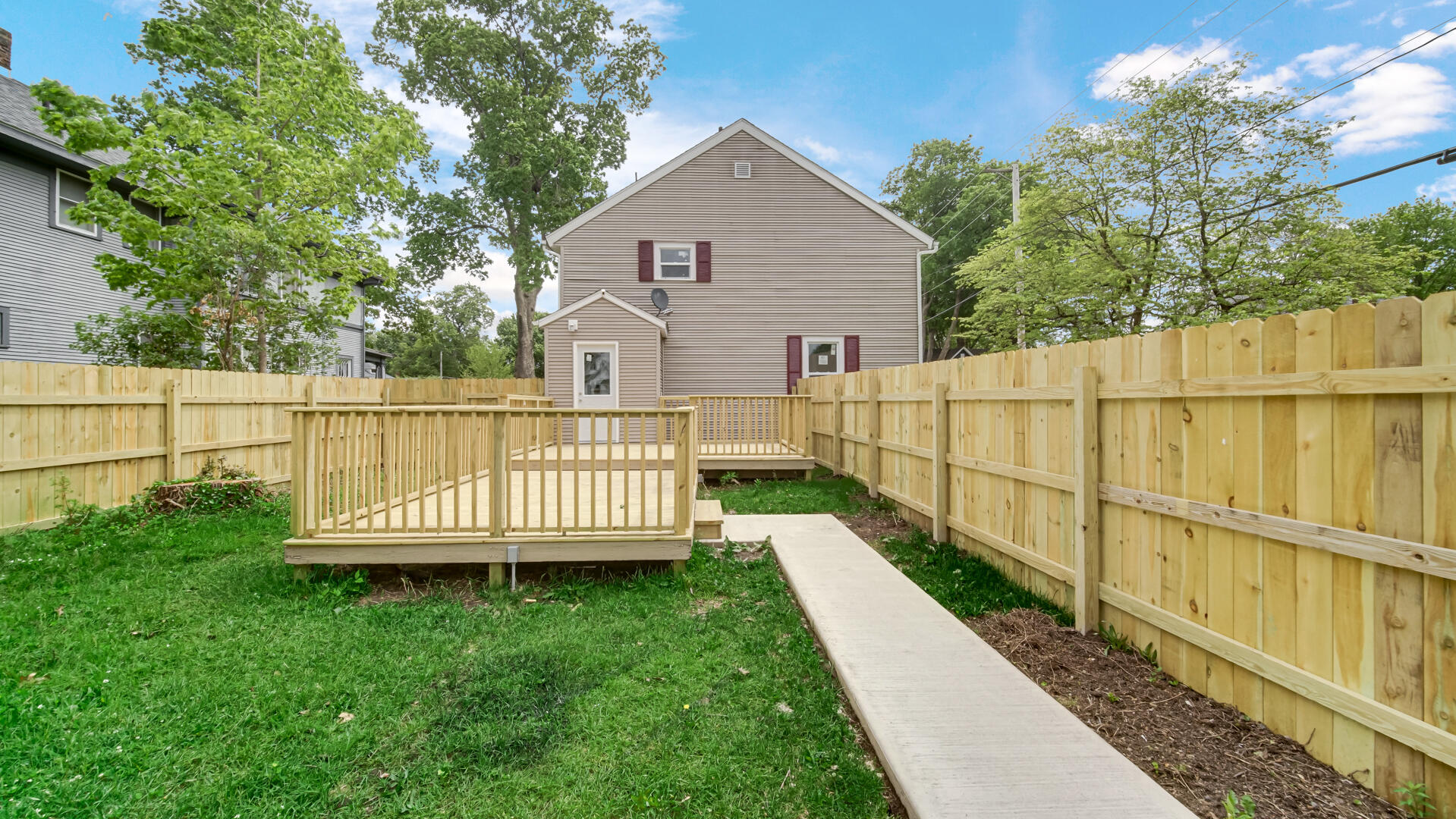 406 D Street, La Porte, IN 46350; Image #4