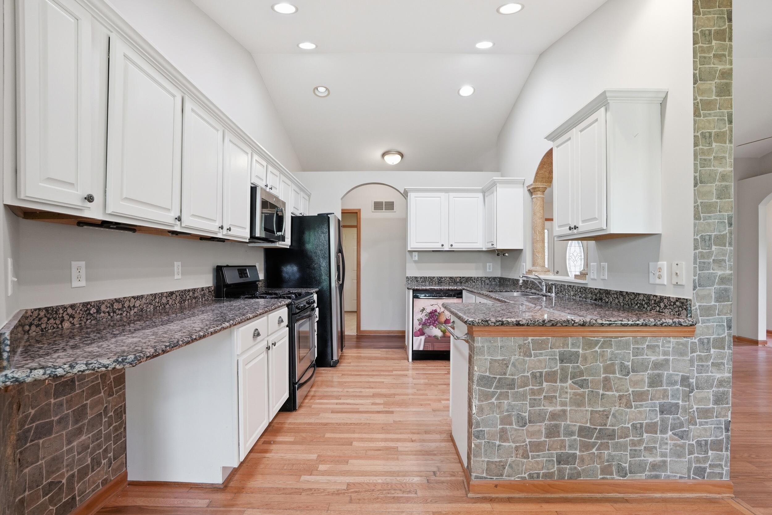 5 Browning Lane, Valparaiso, IN 46383; Image #8