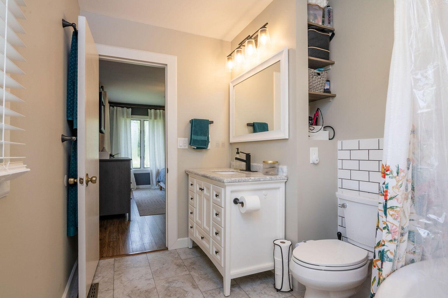 197 W 700 N, Valparaiso, IN 46385; Image #13