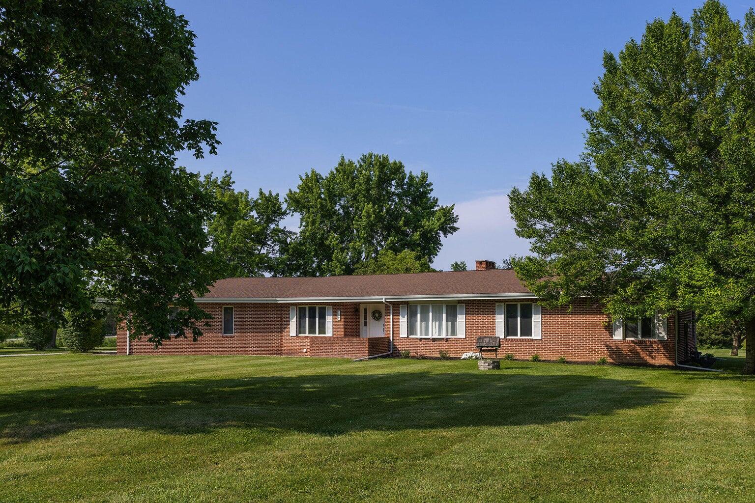 197 W 700 N, Valparaiso, IN 46385; Image #2