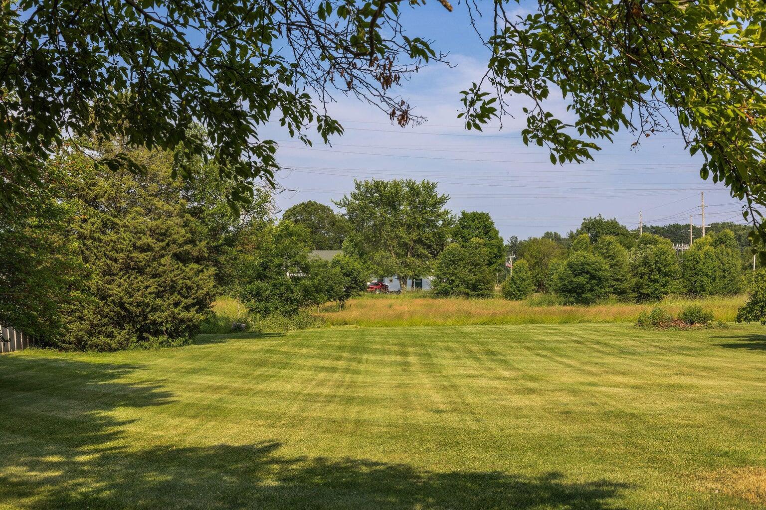197 W 700 N, Valparaiso, IN 46385; Image #24