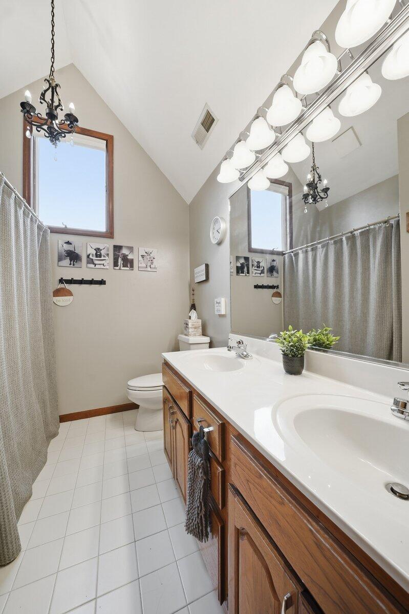 5204 Woodmere Court, Valparaiso, IN 46383; Image #26