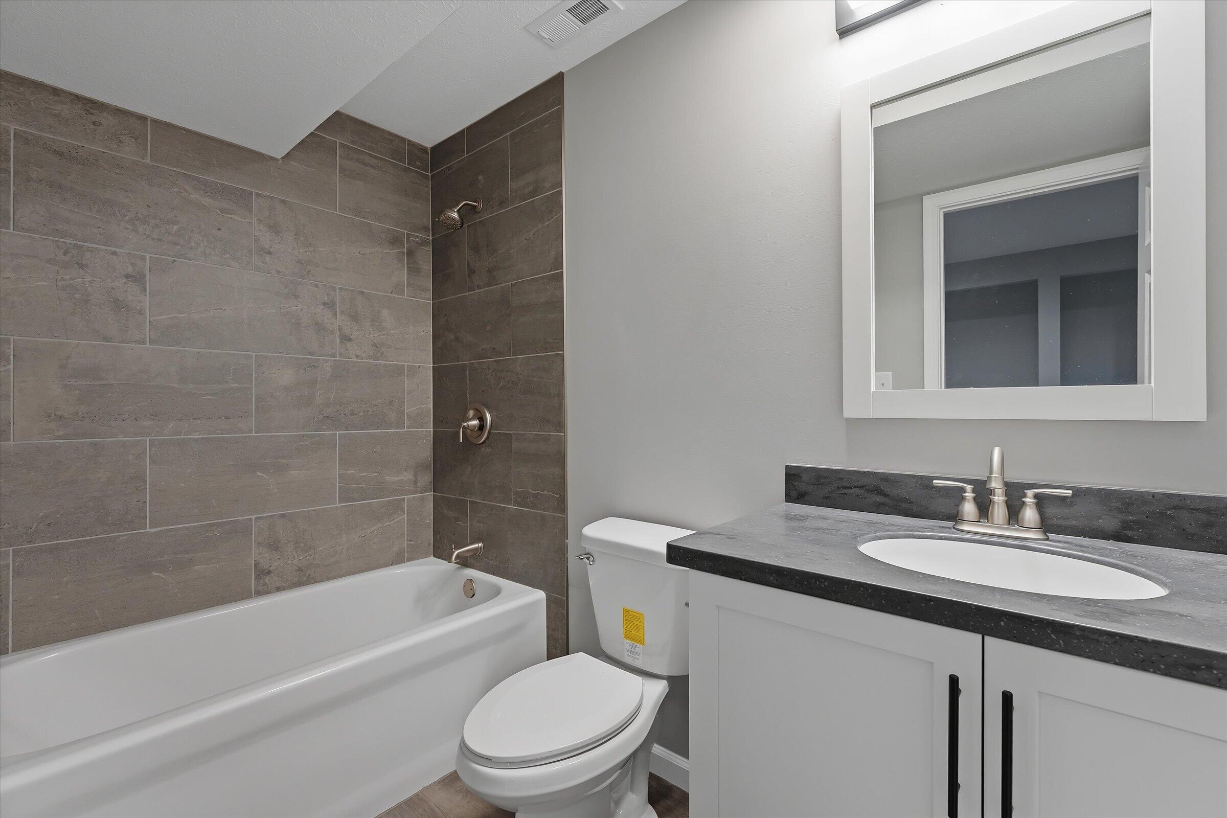 53784 Terre Verde Hills Court, South Bend, IN 46628; Image #32