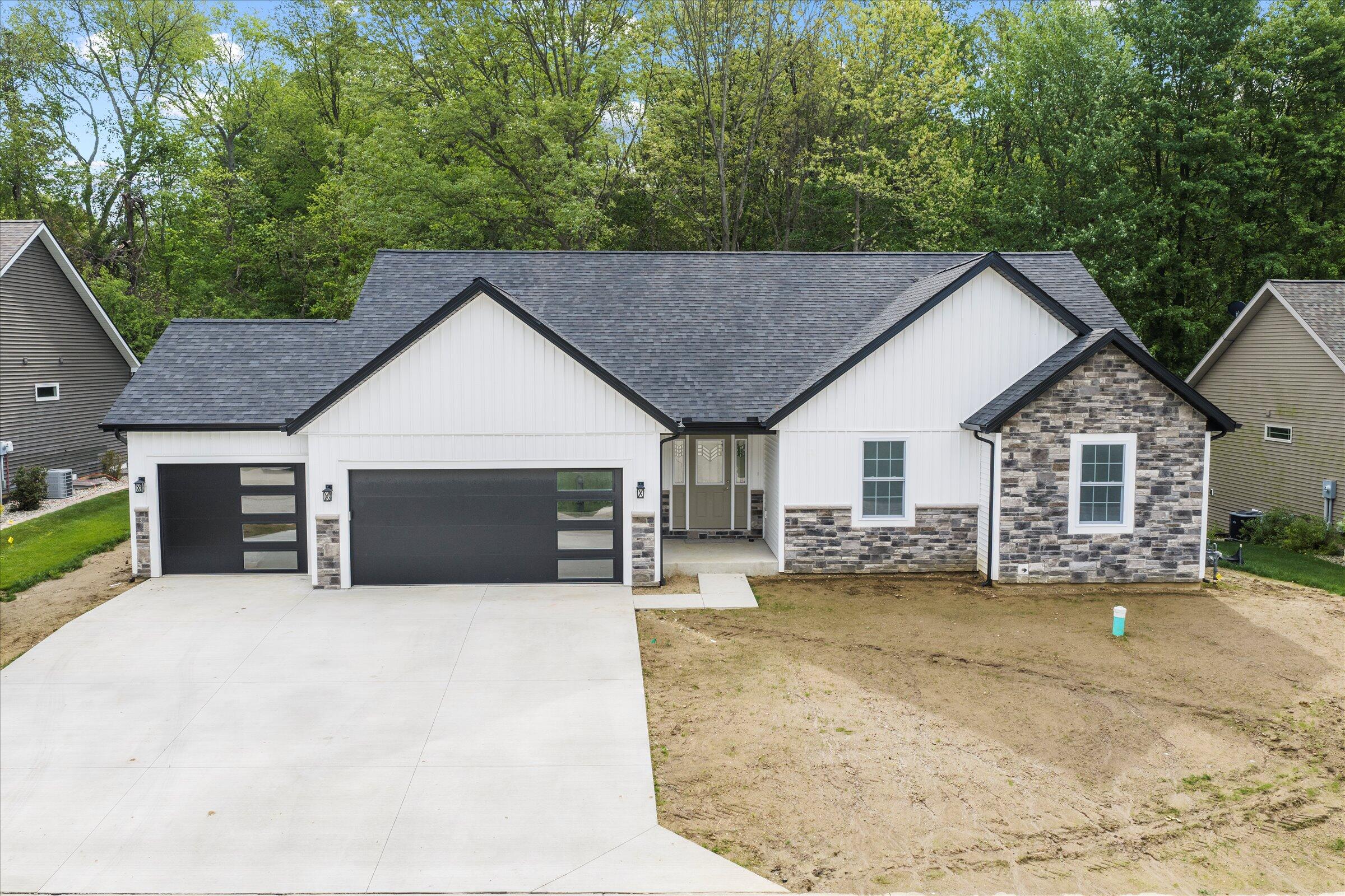 53784 Terre Verde Hills Court, South Bend, IN 46628; Image #36
