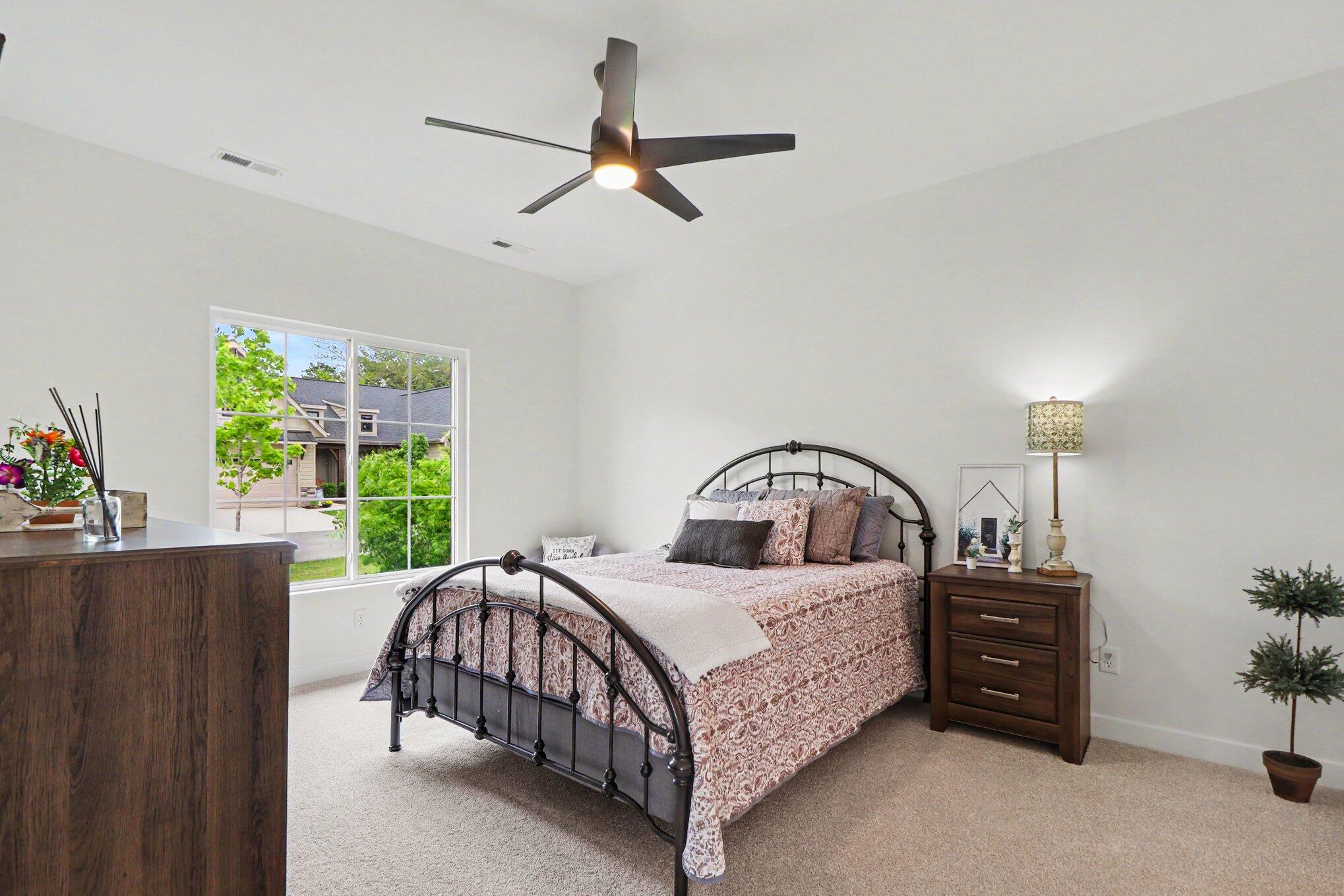 1905 E Woodglen Circle, Valparaiso, IN 46383; Image #11