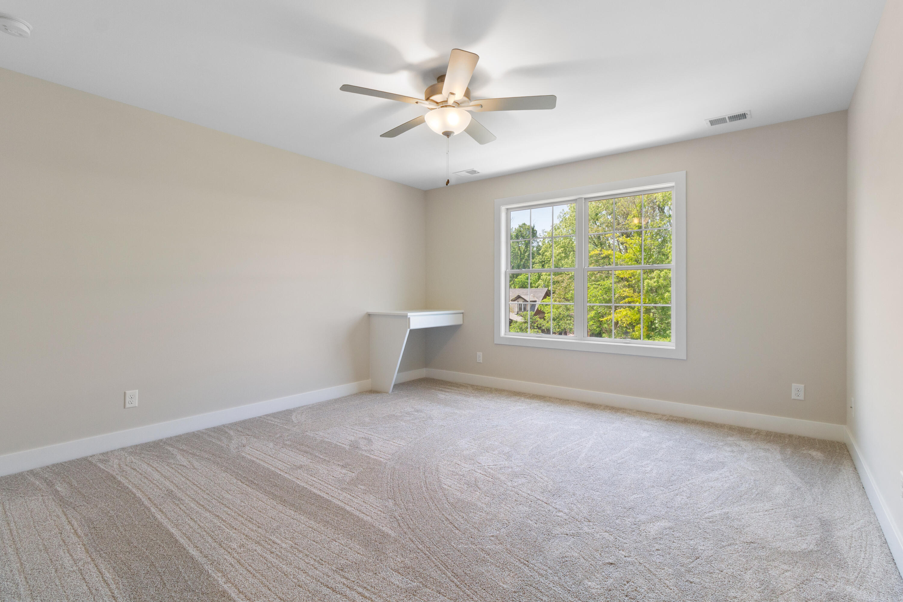 4705 Hyde Park Drive, Valparaiso, IN 46383; Image #11