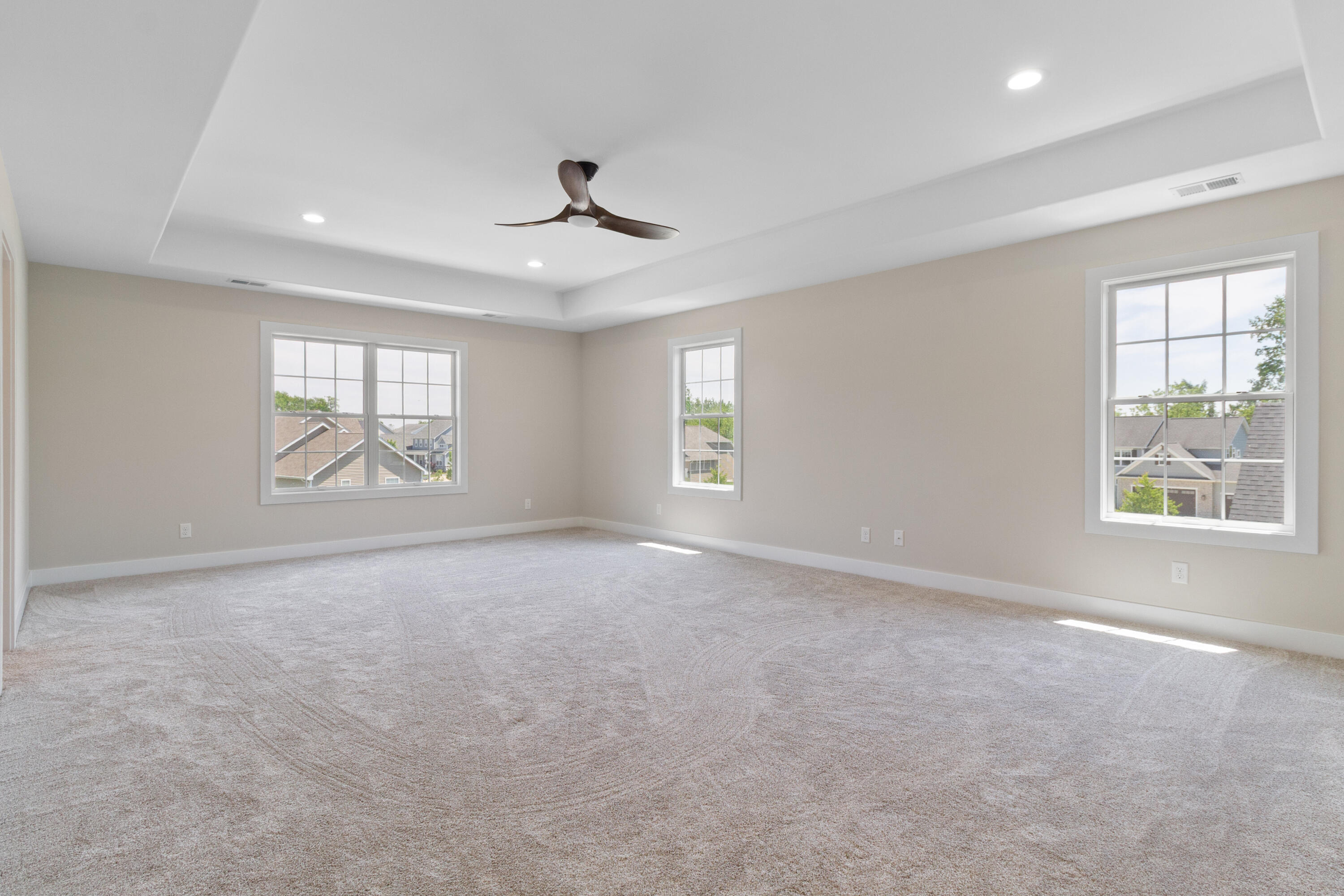 4705 Hyde Park Drive, Valparaiso, IN 46383; Image #12