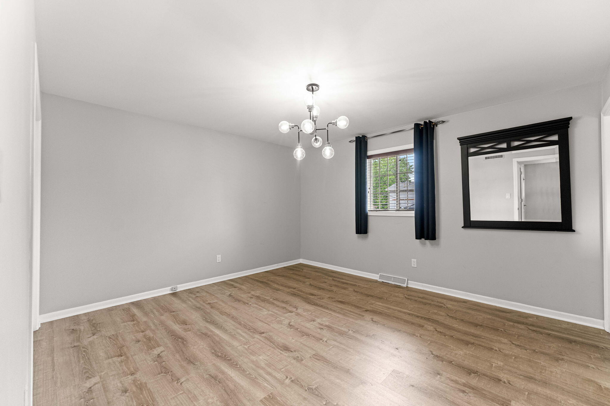 9138 Southmoor Avenue, Highland, IN 46322; Image #10