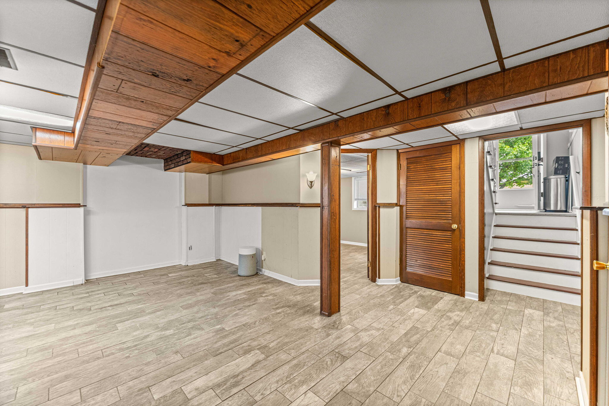 9138 Southmoor Avenue, Highland, IN 46322; Image #21