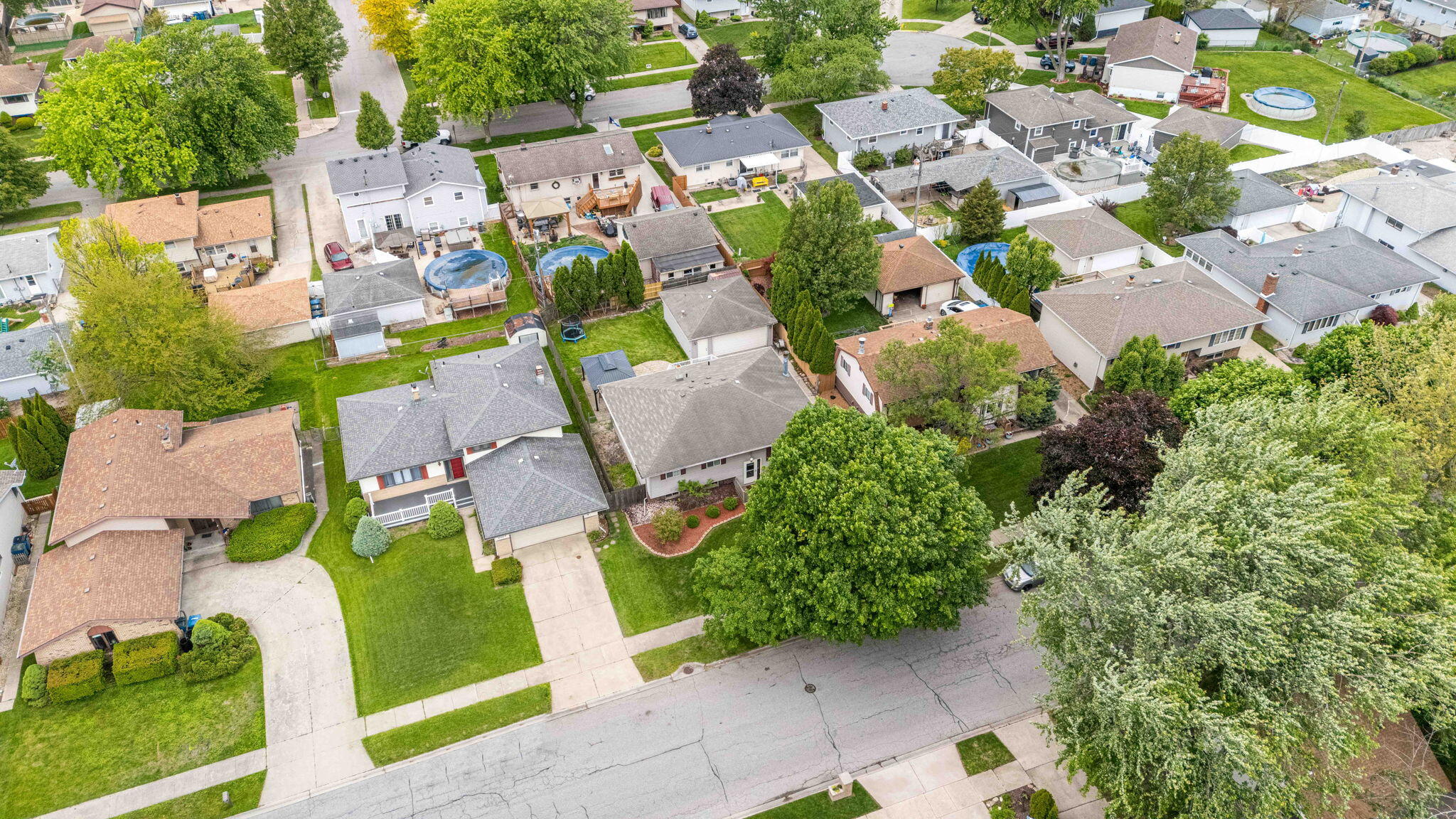 9138 Southmoor Avenue, Highland, IN 46322; Image #30