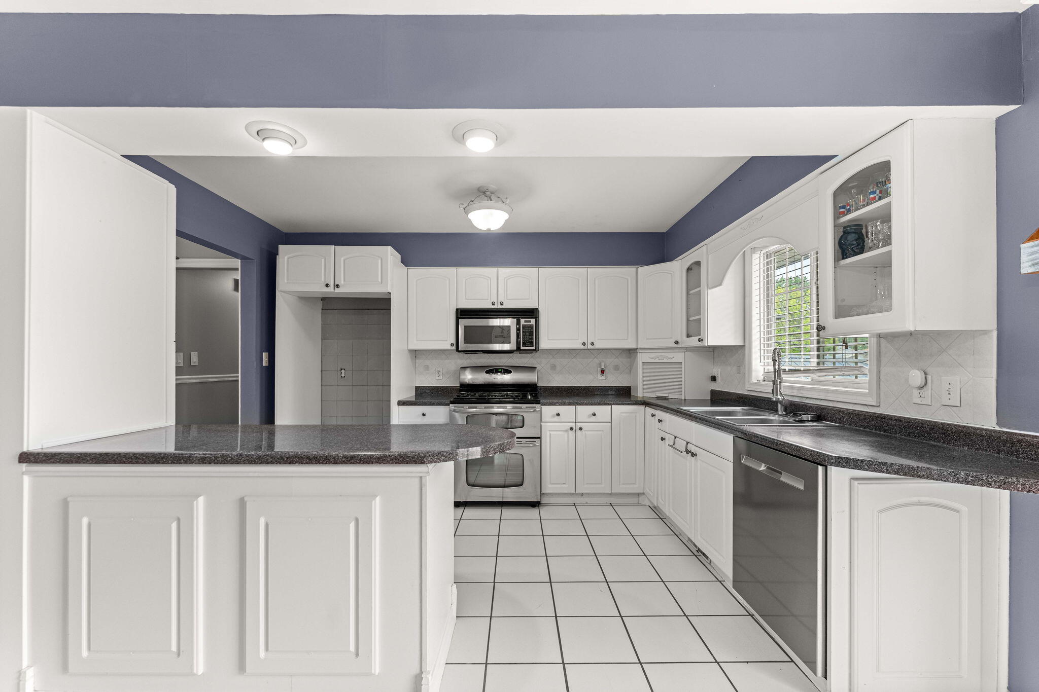 9138 Southmoor Avenue, Highland, IN 46322; Image #7