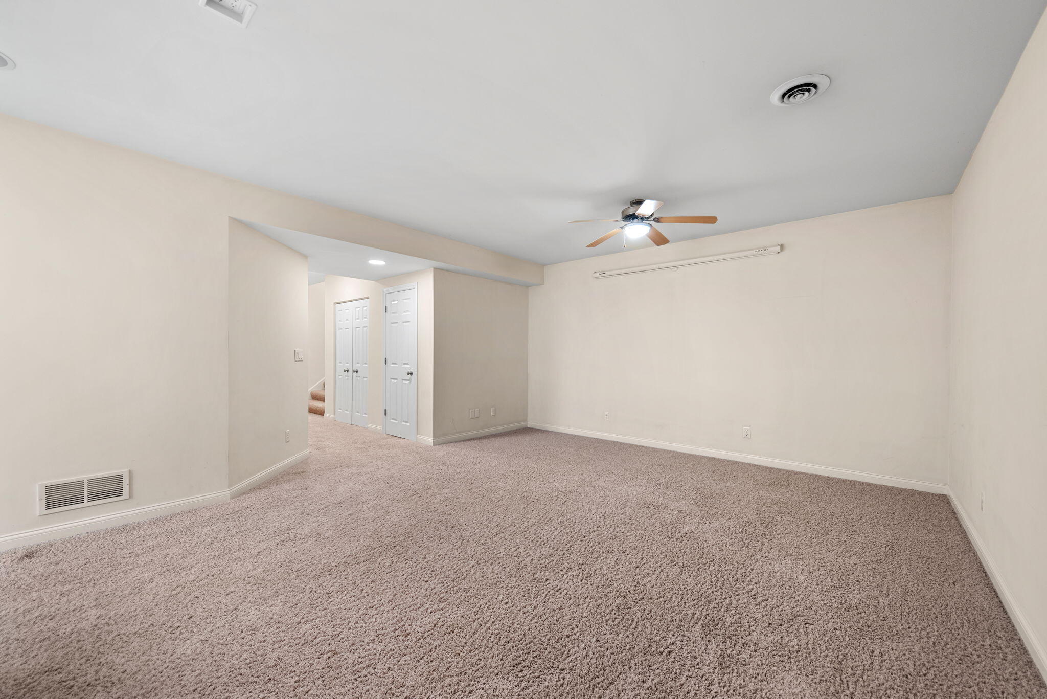 1917 Garland Circle Drive, Valparaiso, IN 46383; Image #24
