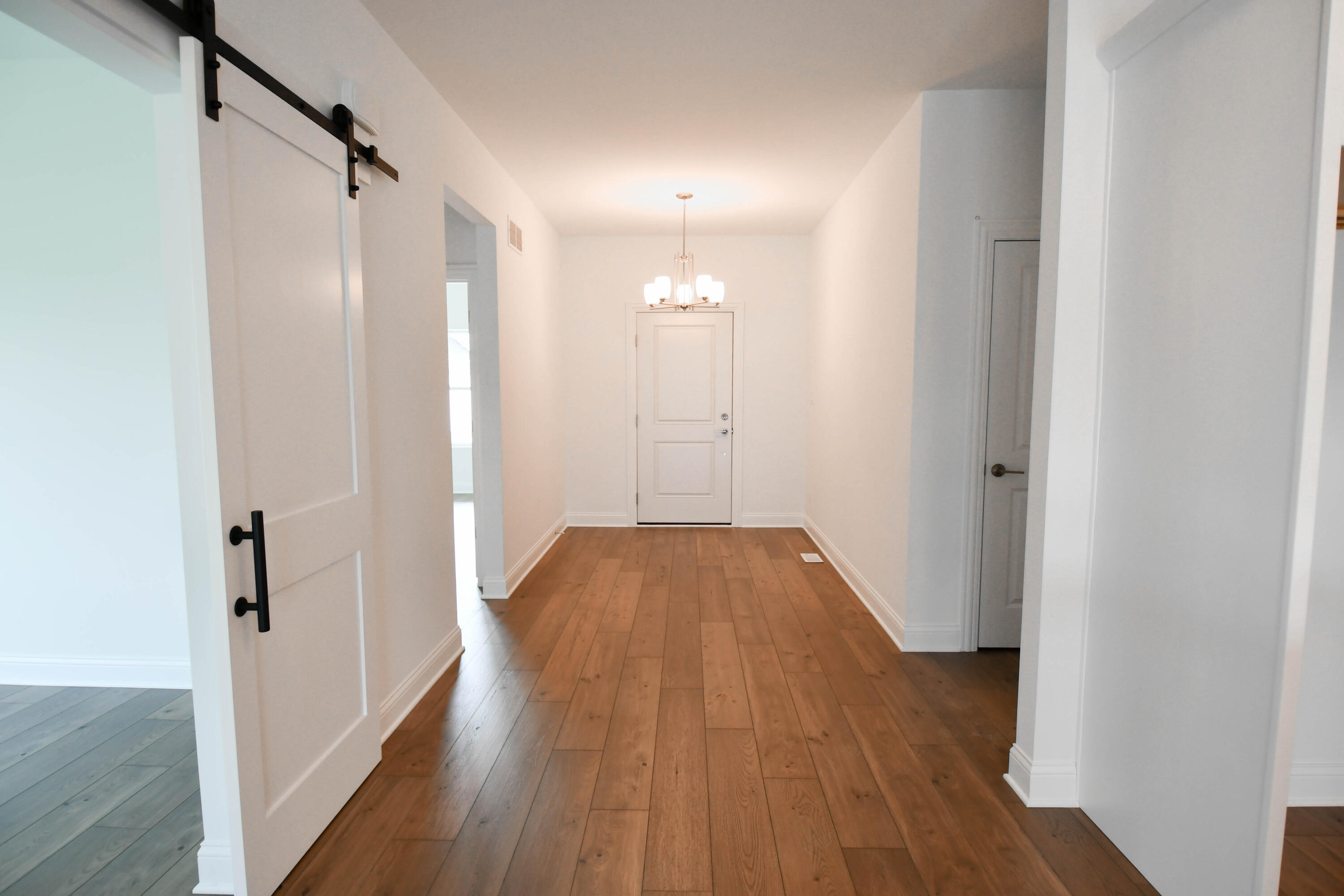 7646 E 115th Avenue, Crown Point, IN 46307; Image #4