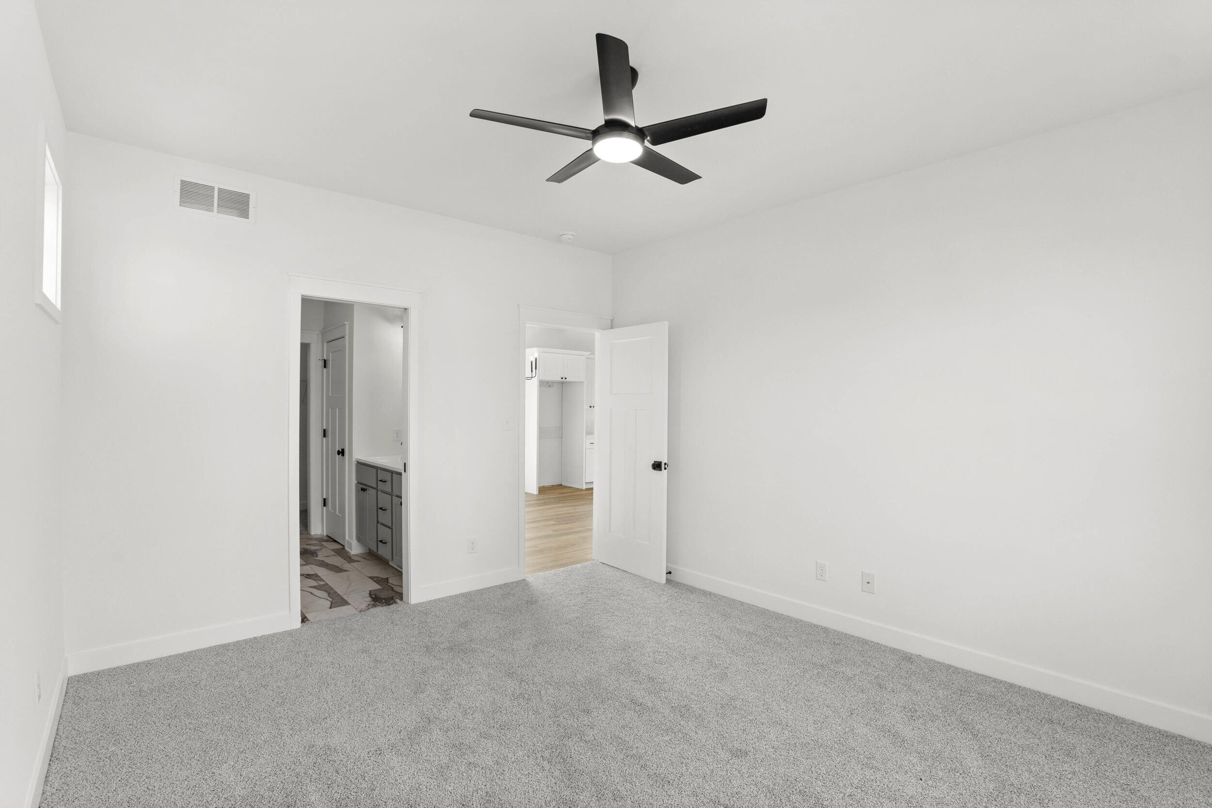 543 Scenic View Avenue, Valparaiso, IN 46385; Image #22