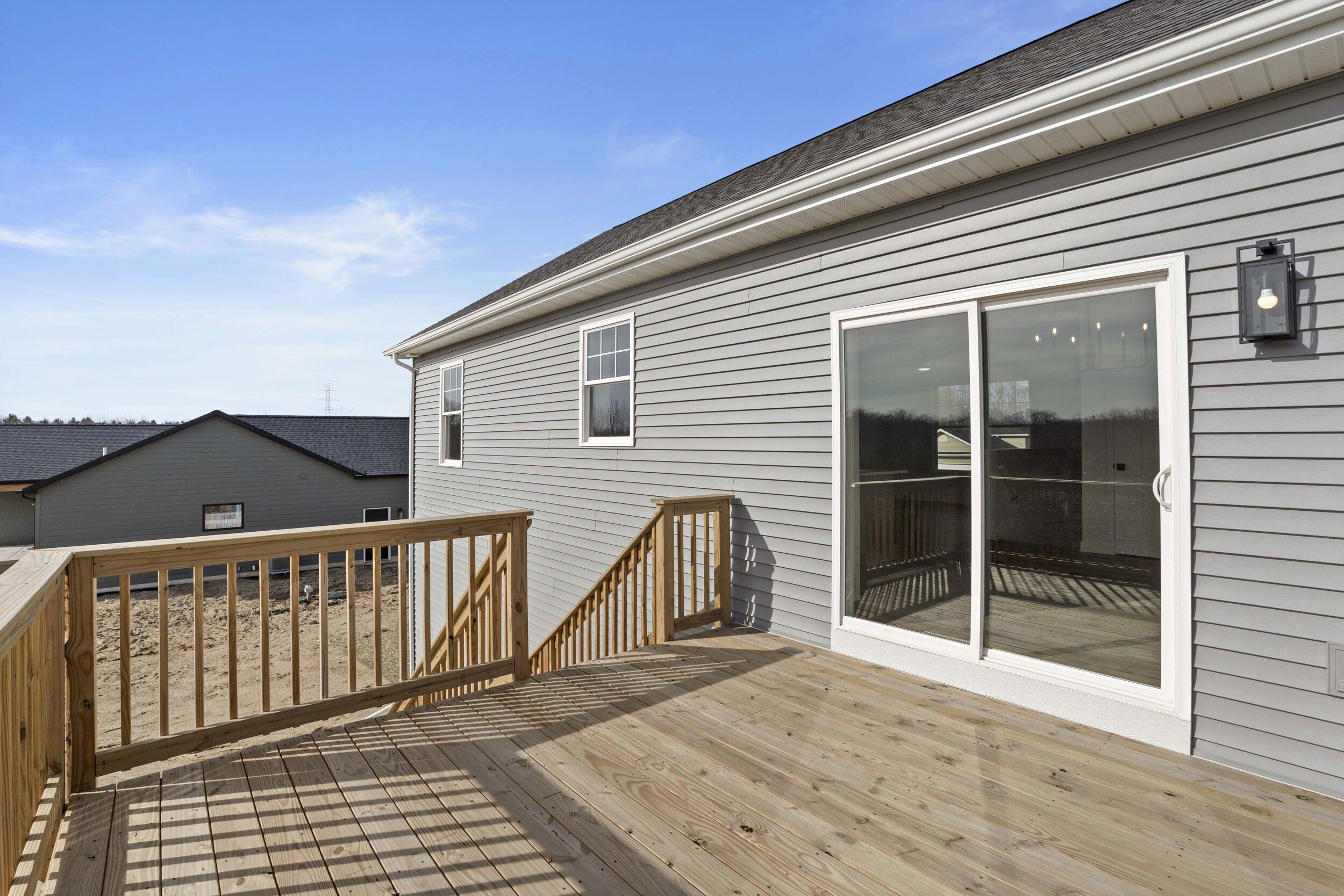 543 Scenic View Avenue, Valparaiso, IN 46385; Image #4