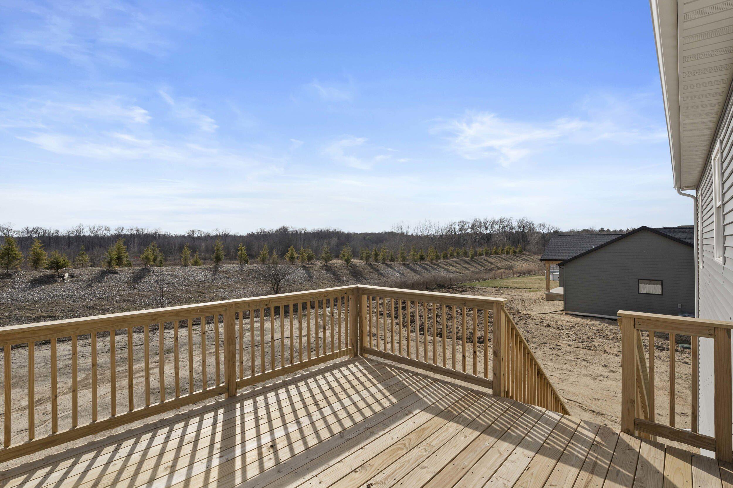 543 Scenic View Avenue, Valparaiso, IN 46385; Image #5