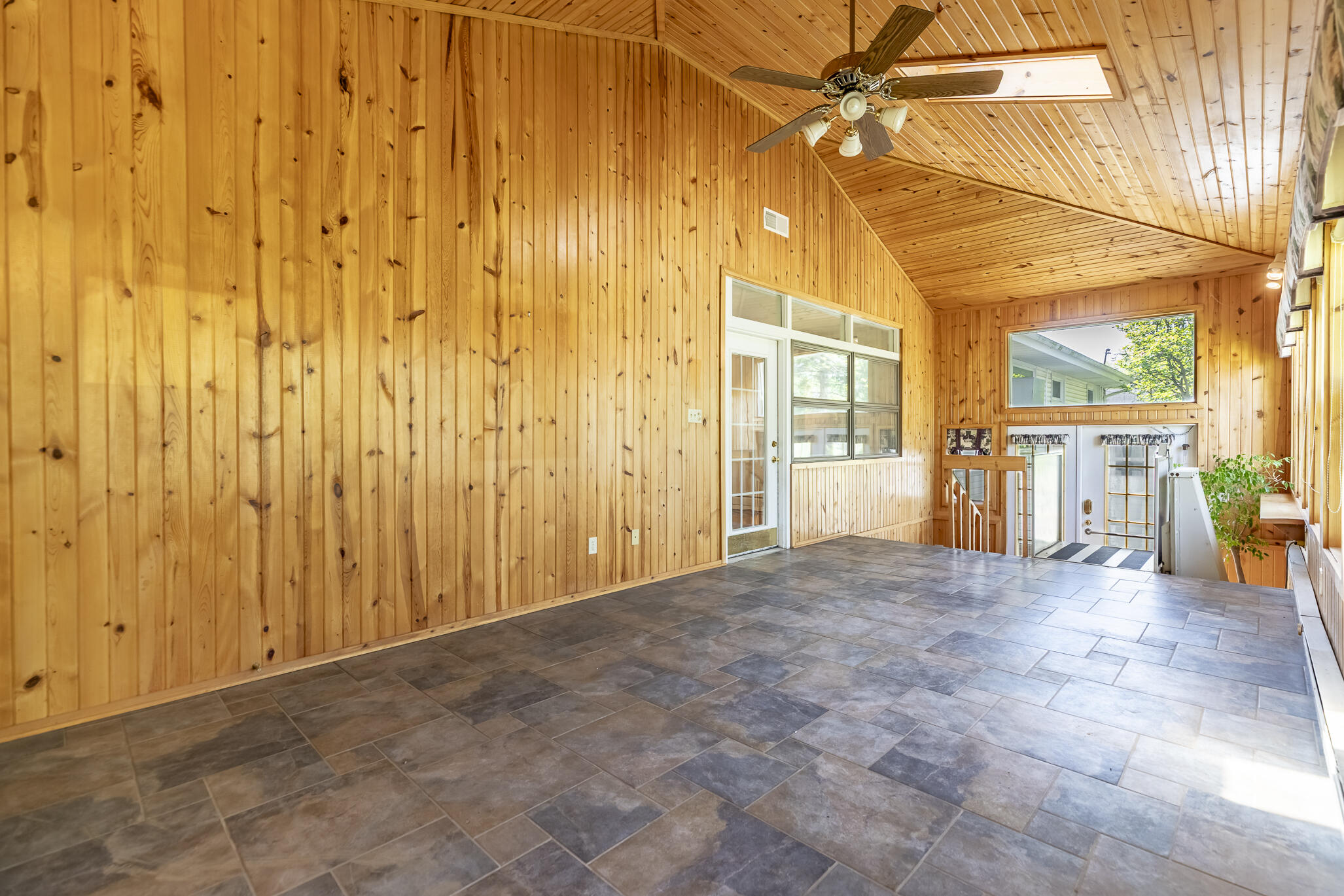 9430 Hilltop Drive, St. John, IN 46373; Image #13