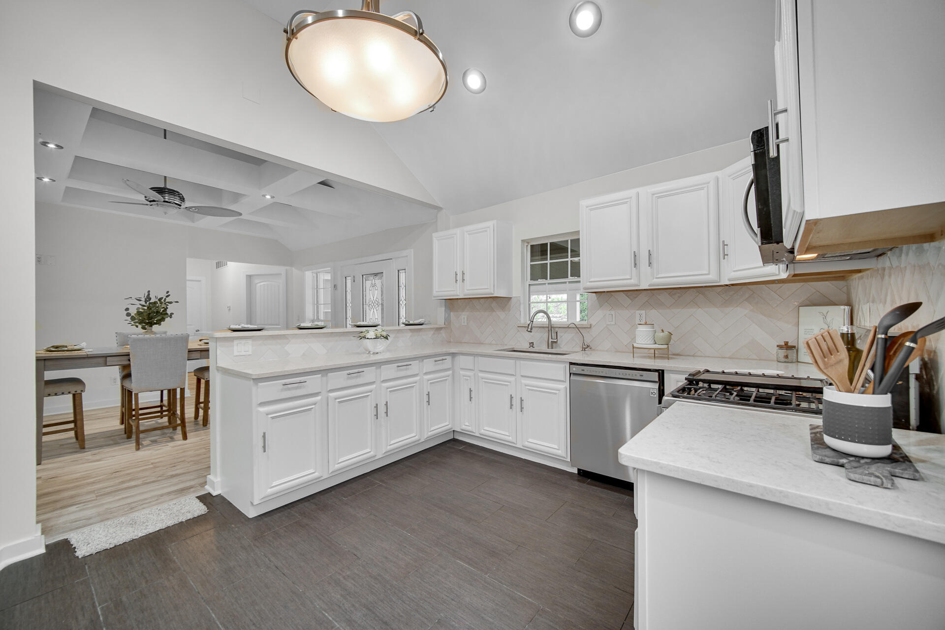 838 N 200 W, Valparaiso, IN 46385; Image #10